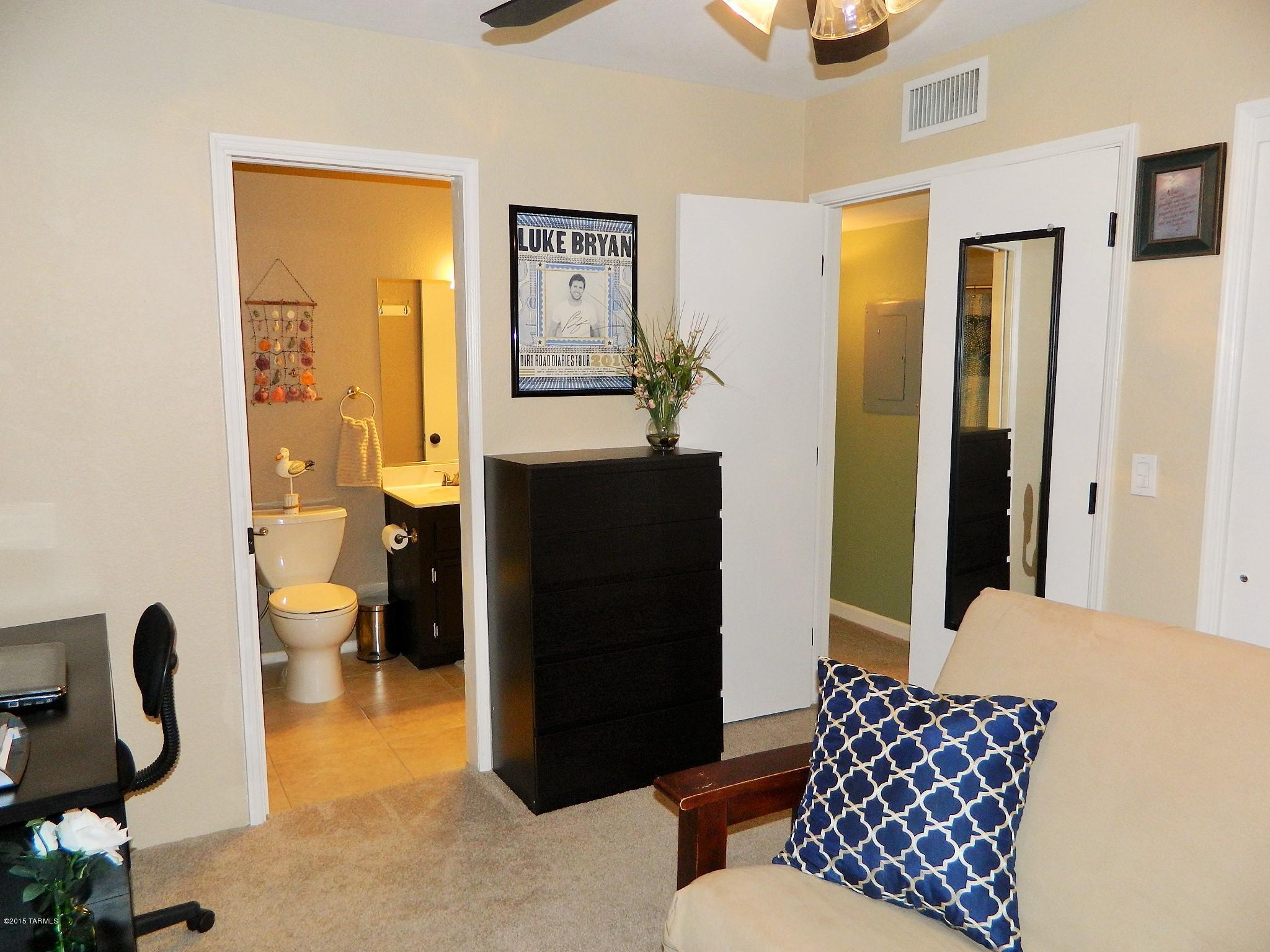 Las Casas Bellas Condo (1-44) - Residential