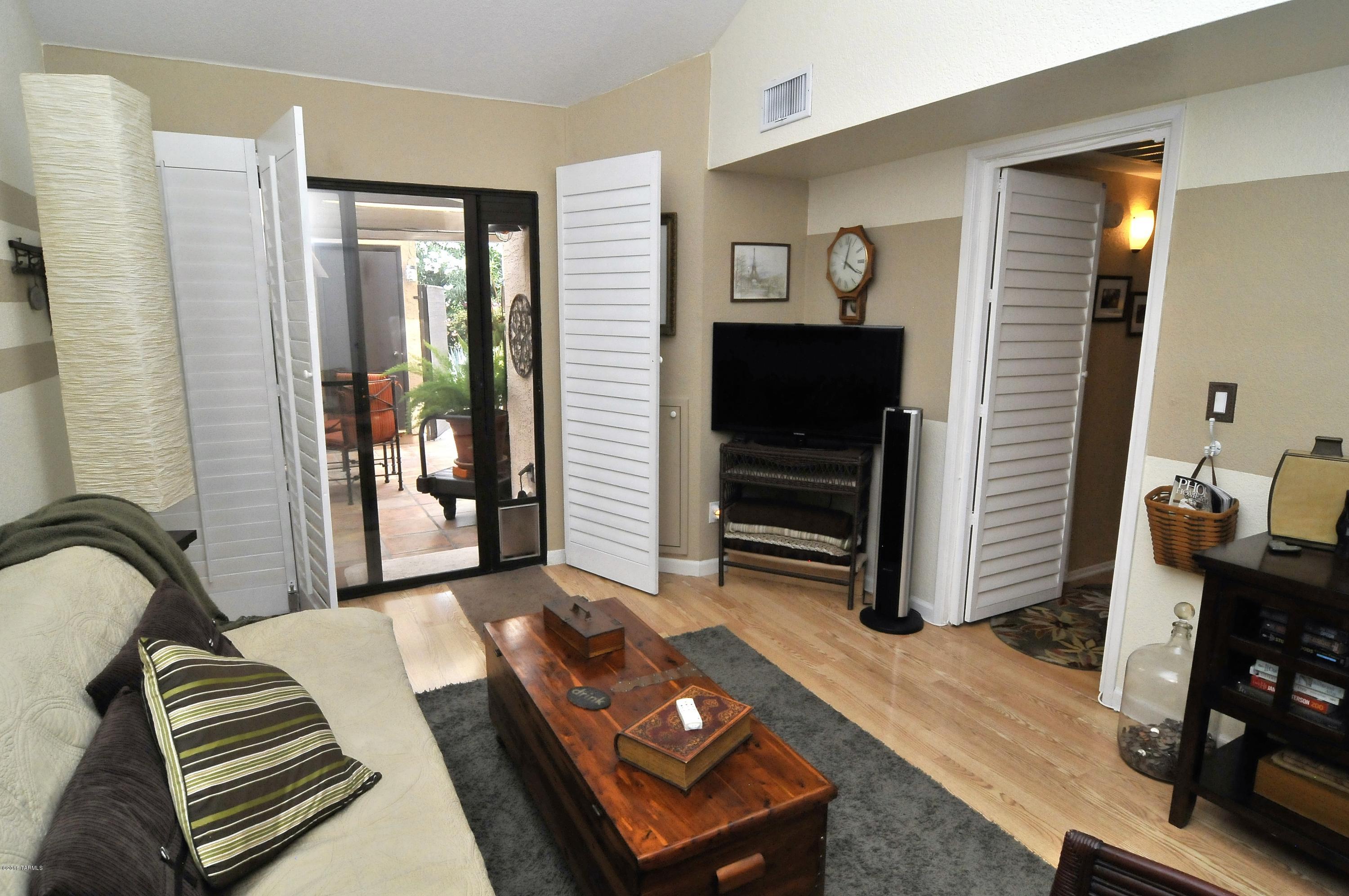 Coronado Place Condominiums II (Units 37-158) - Residential