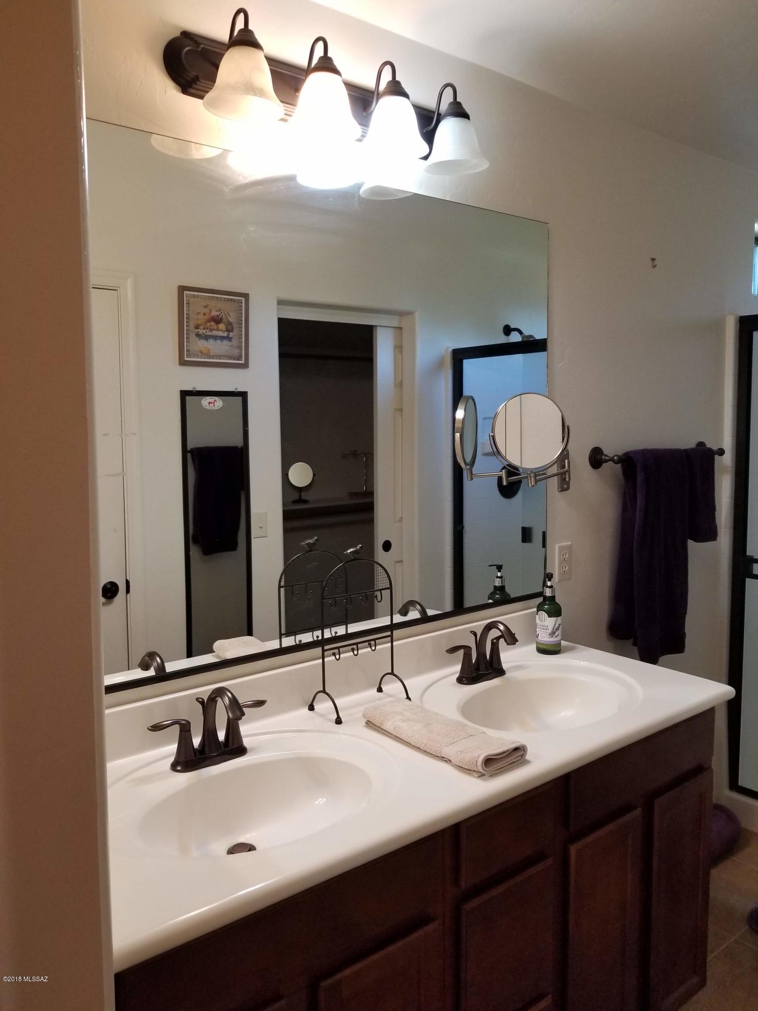 Colonia De Los Alamos - Desert Creek - Residential