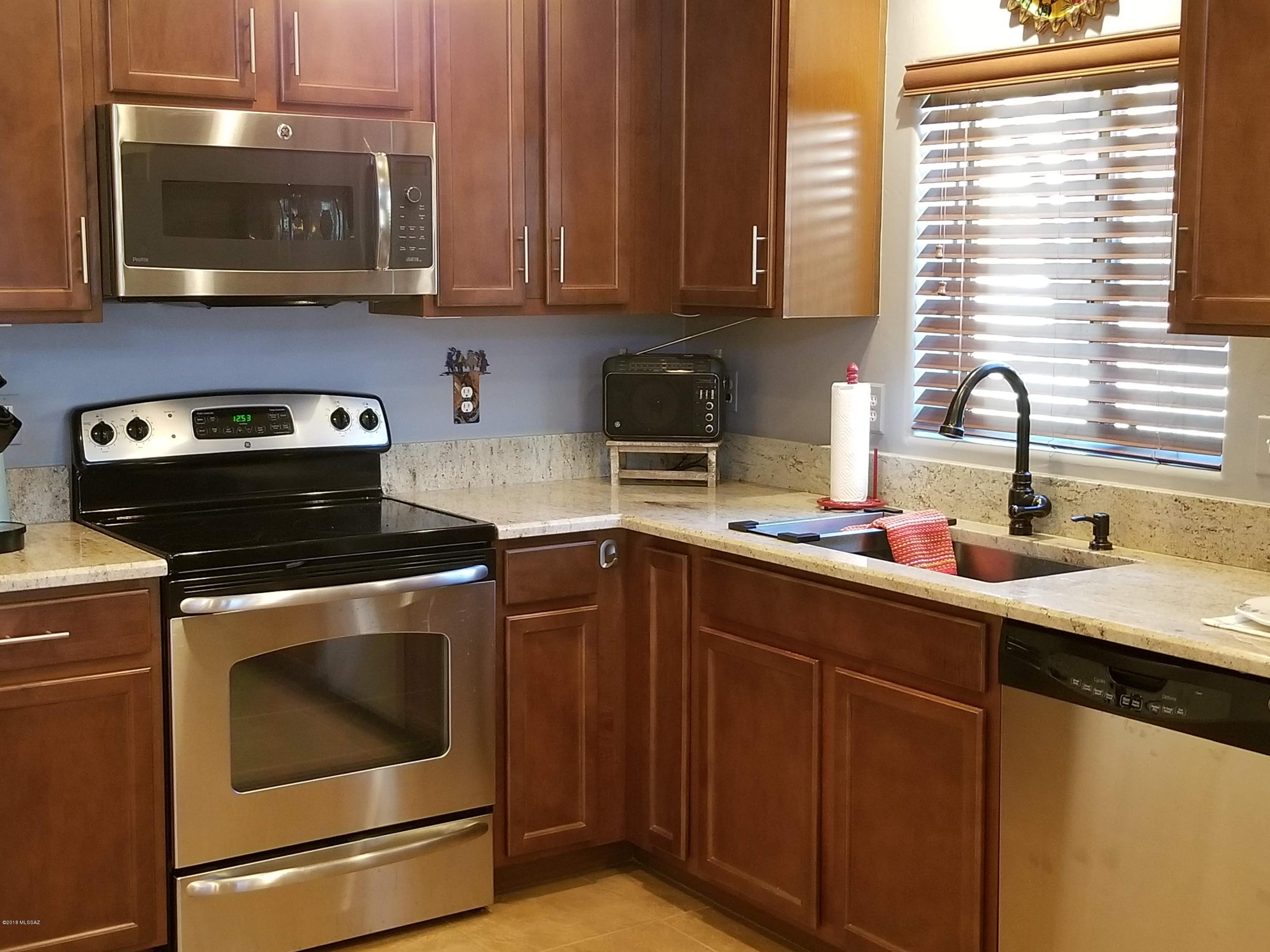 Colonia De Los Alamos - Desert Creek - Residential