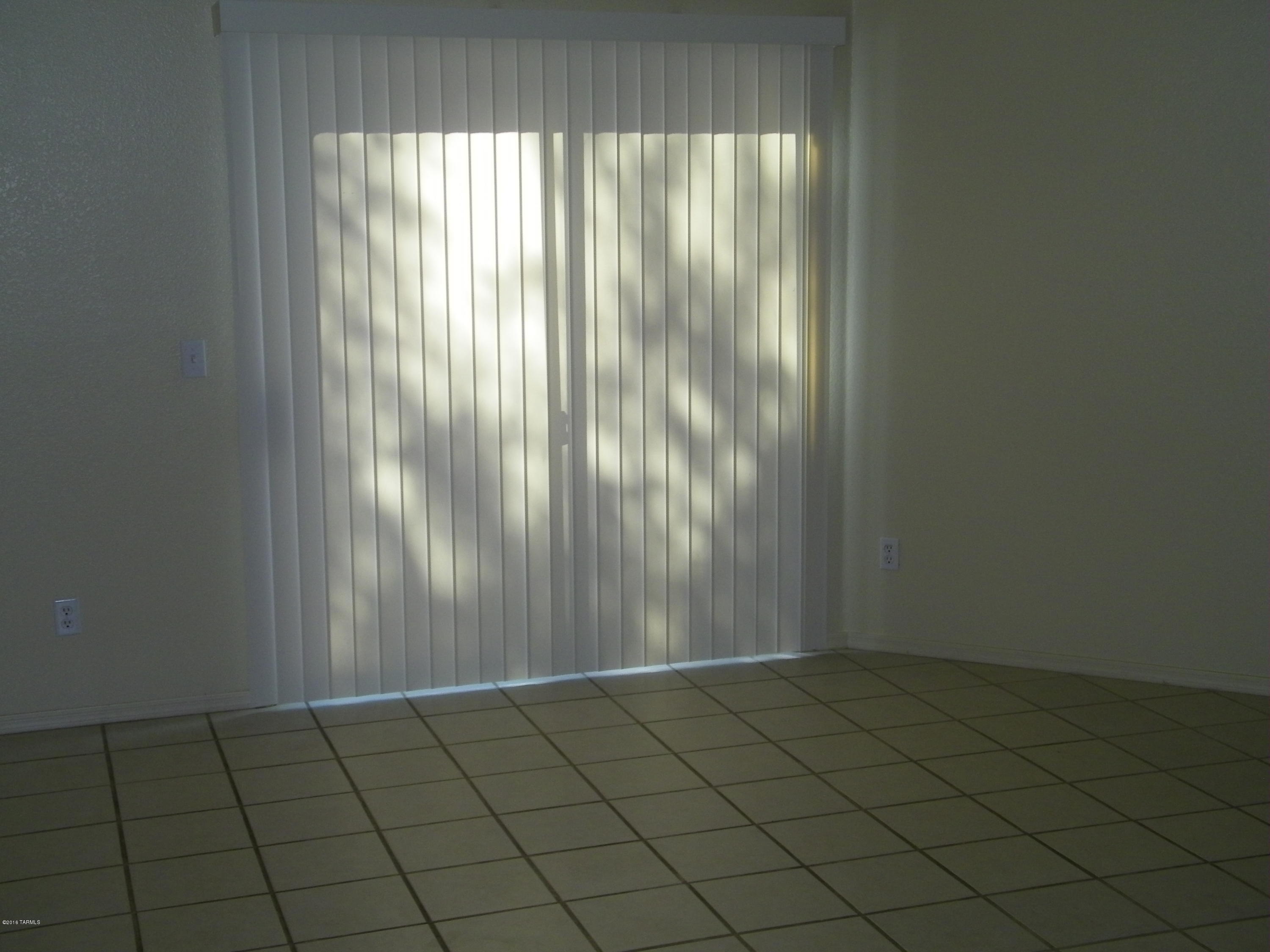 Presidio De Las Montanas - Residential Lease