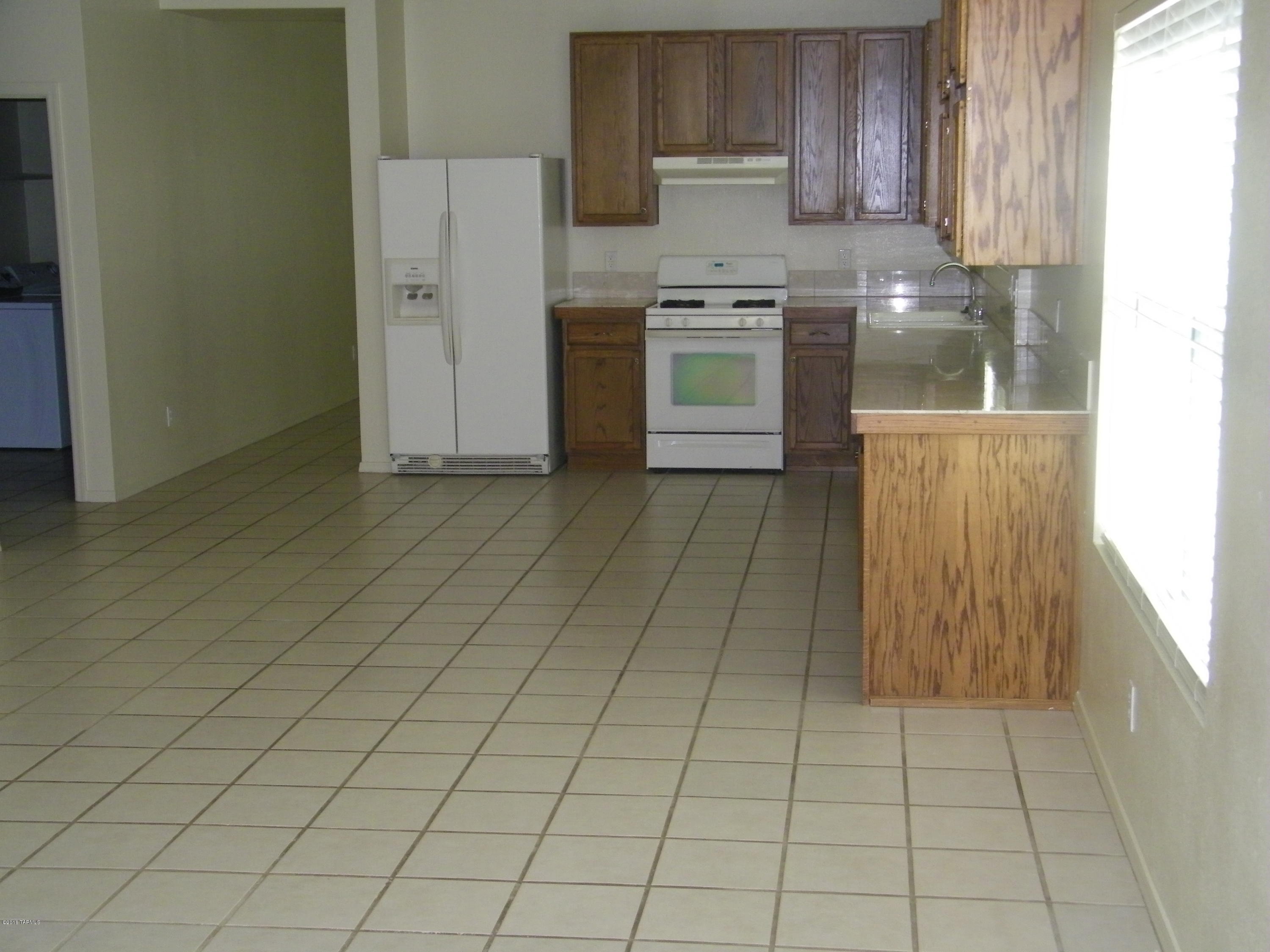 Presidio De Las Montanas - Residential Lease