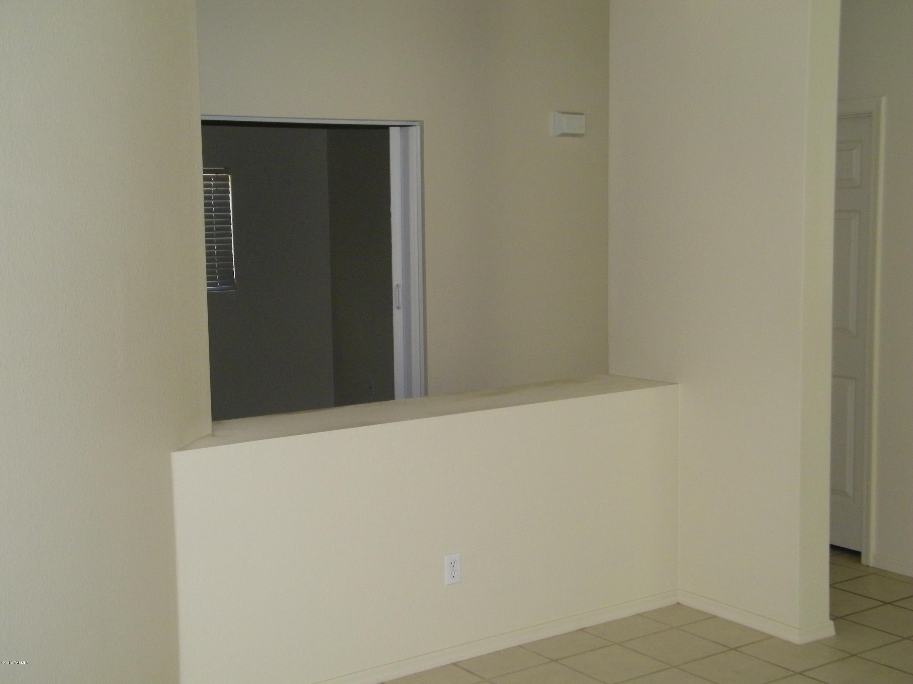Presidio De Las Montanas - Residential Lease