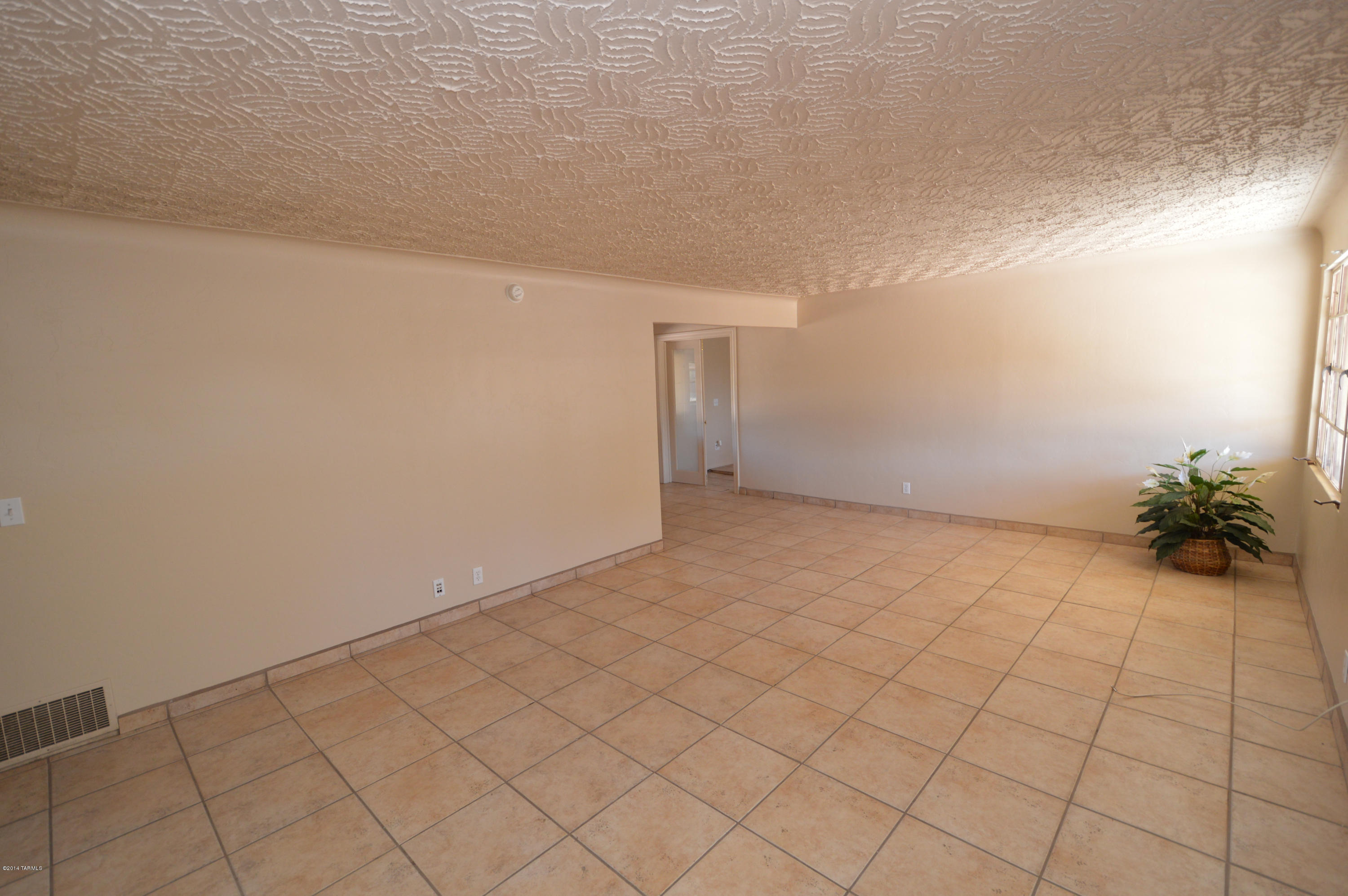Unsubdivided - Residential Lease