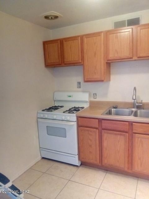 Sunset Foothills Condos (1-201) - Residential