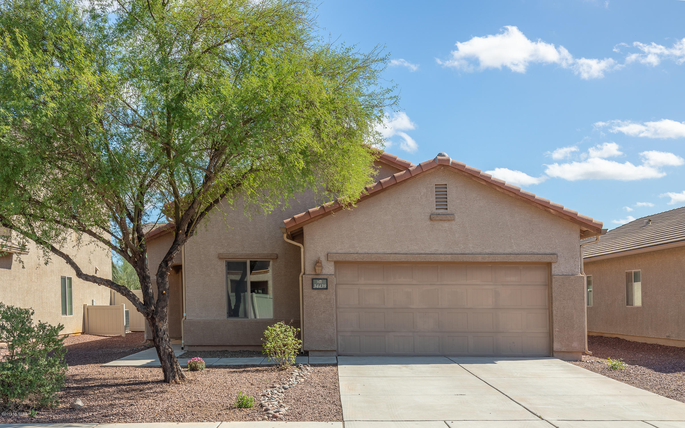 Immaculate home in Red Rock. Fantastic 4 bedroom 2 bath with lots of living space freshly cleaned, move in ready!.  Enjoy the low care landscaped backyard, PreWired for your spa. Listing agents are related to seller.