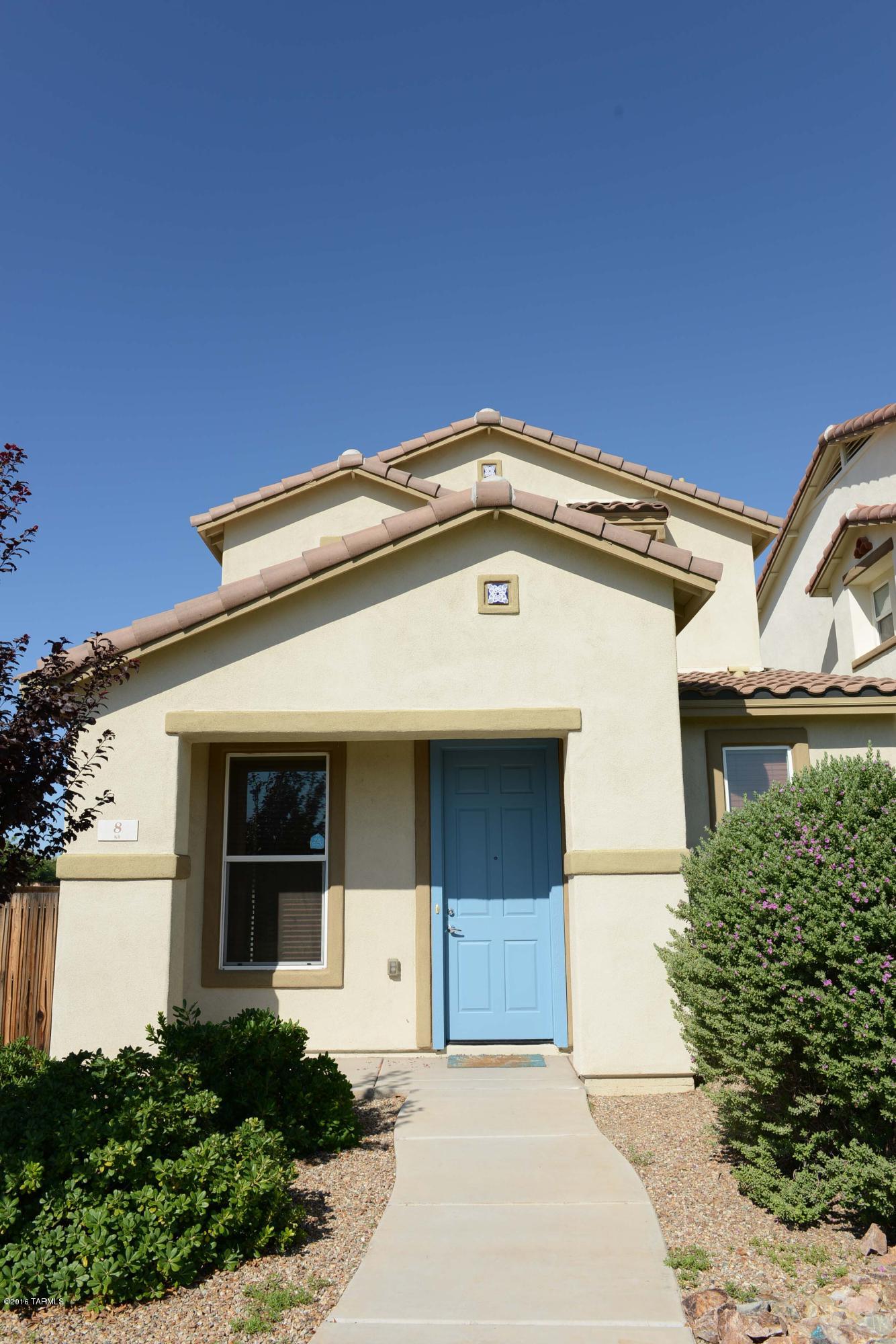 Nicely appointed 3 bed, 2.5 bath on a corner lot. Beautiful kitchen, wood blinds throughout, wood railing heading upstairs, two closets in the master bedroom, and an upstairs laundry room. Walking distance to Anza Trail school, the Rancho Sahuarita clubhouse, parks, and shopping. With an HOA maintain front courtyard and no side or front neighbors, this home boast privacy, convenience, and mountain views.