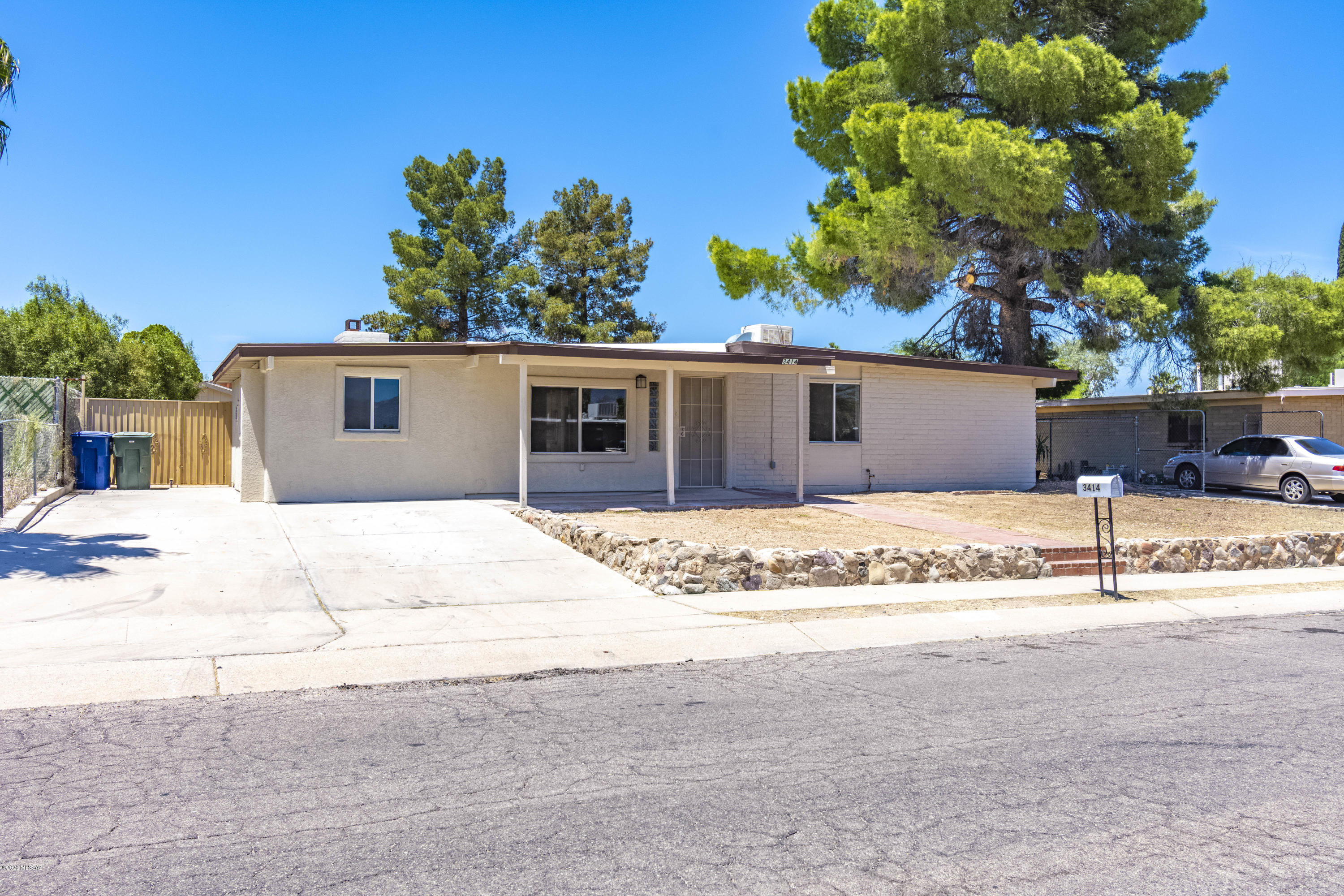 Newly renovated 4 bedroom, 2 bathroom! Move-in ready with fully fenced backyard and storage building on a slab. Come tour today!