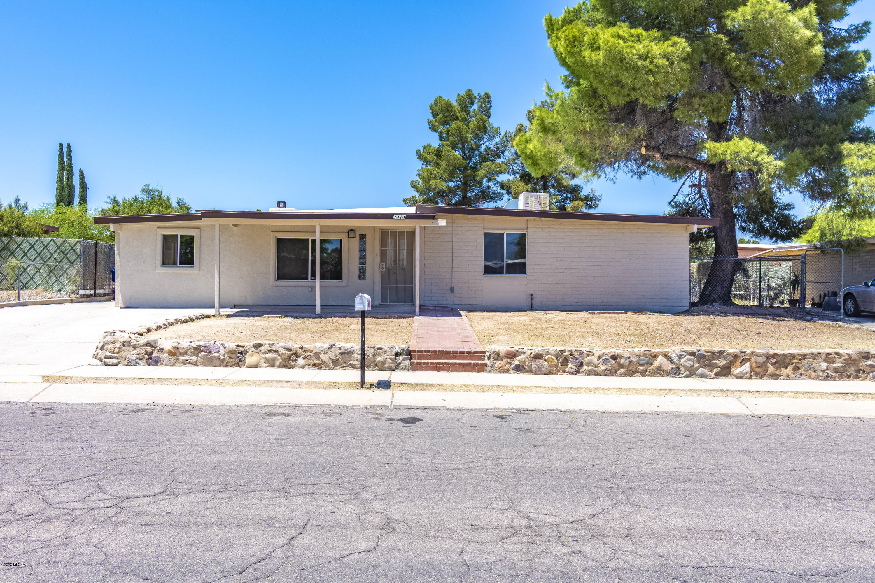 Lakeside NO. 4 (294-393) - Residential