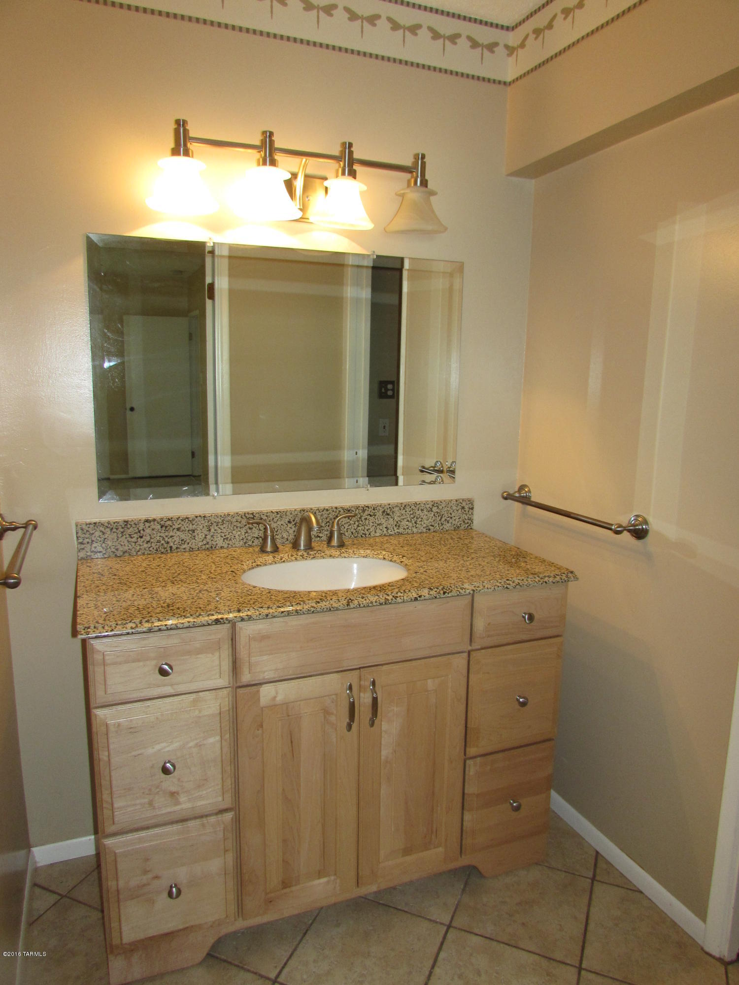 Country Club Heights - Residential Lease