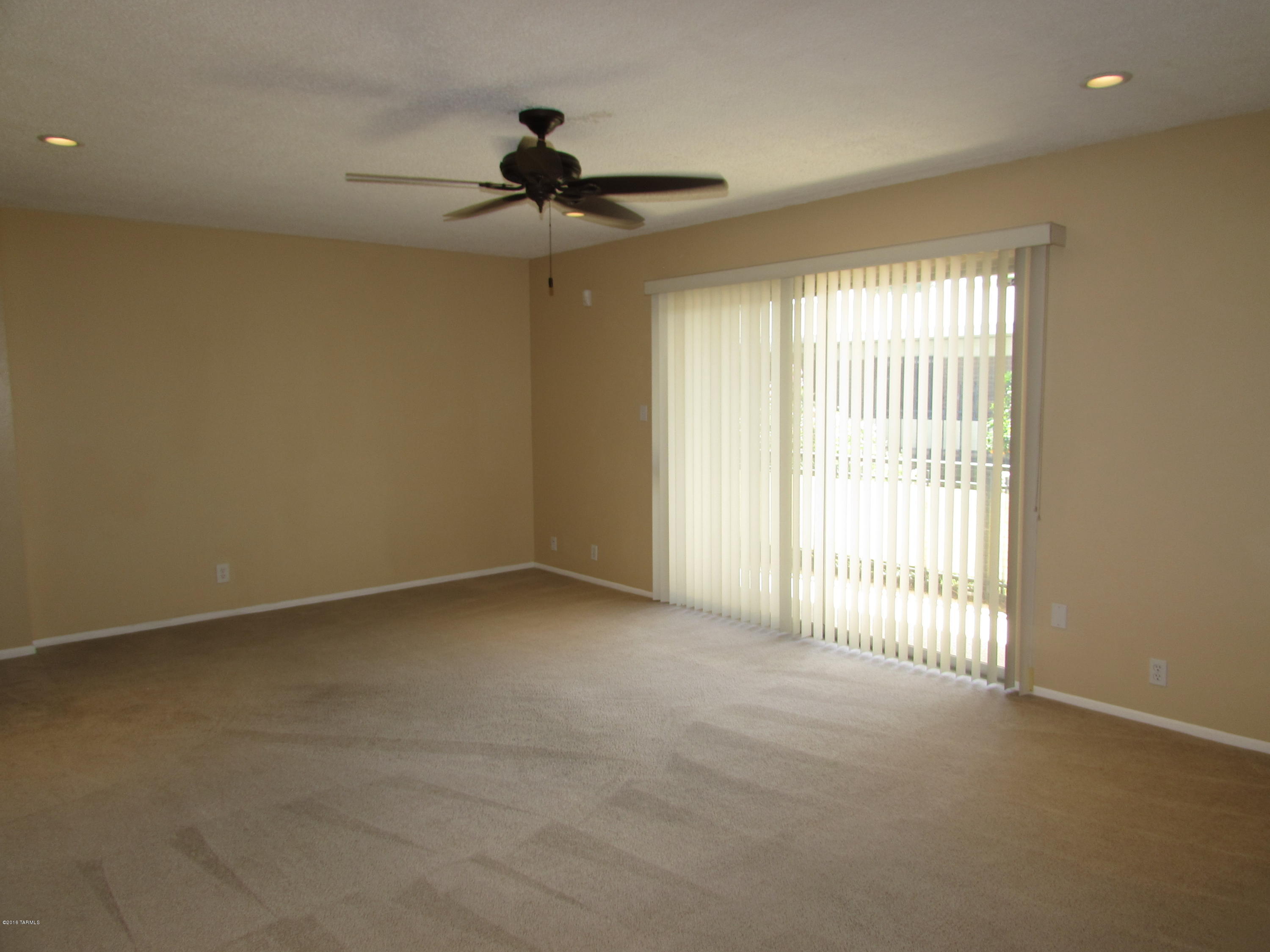 Country Club Heights - Residential Lease