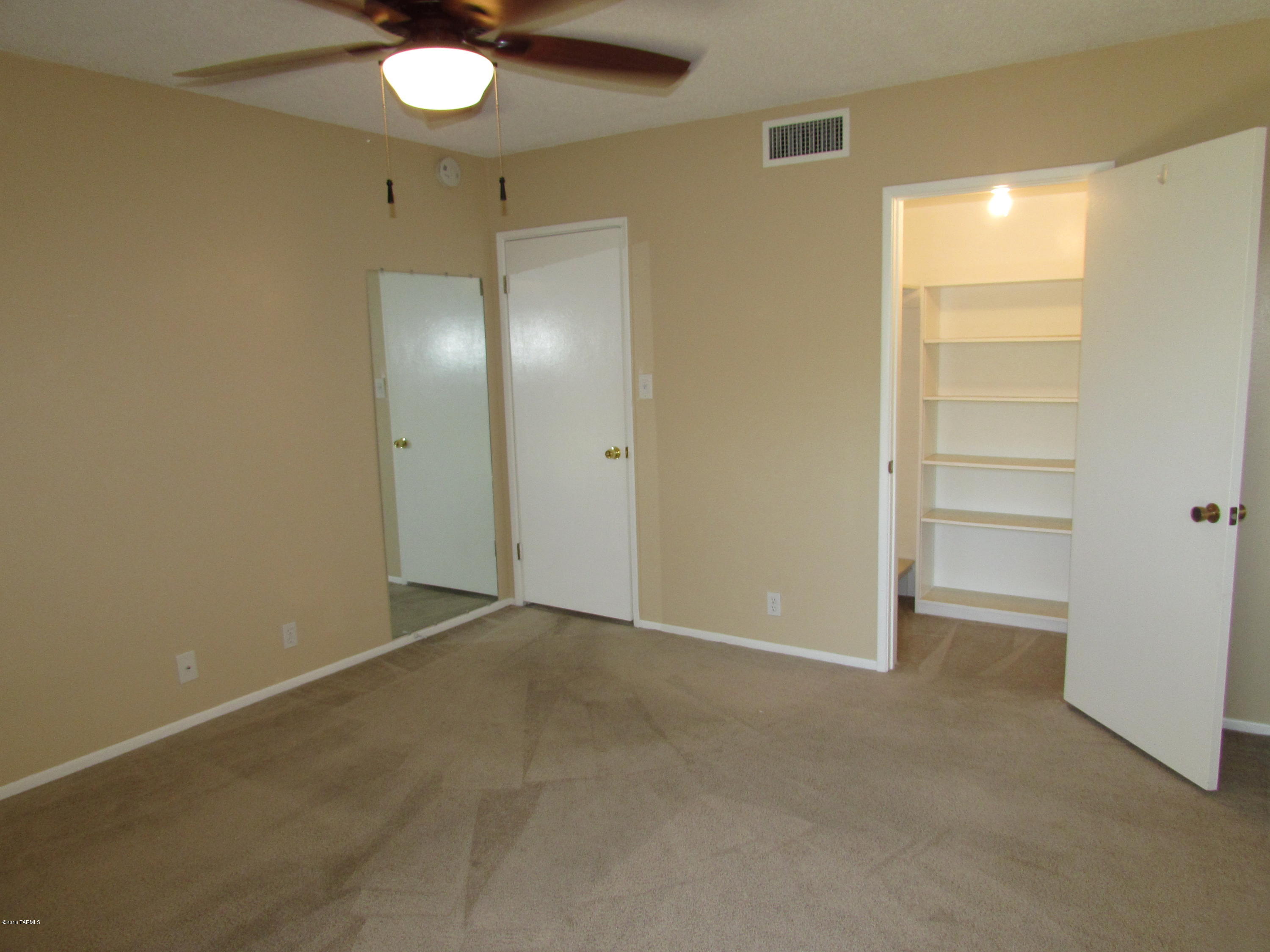 Country Club Heights - Residential Lease