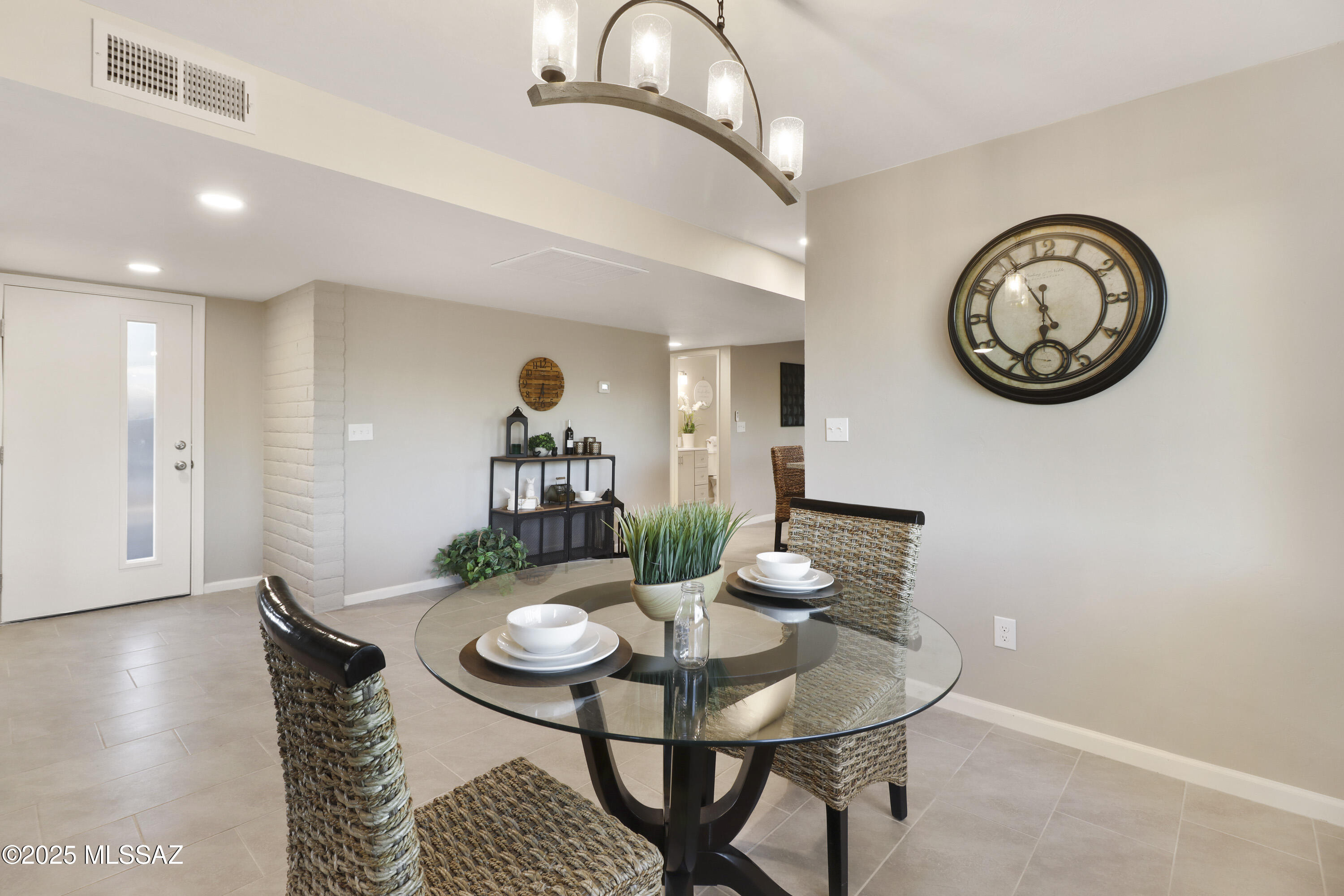 Broadway East (254-390) - Residential