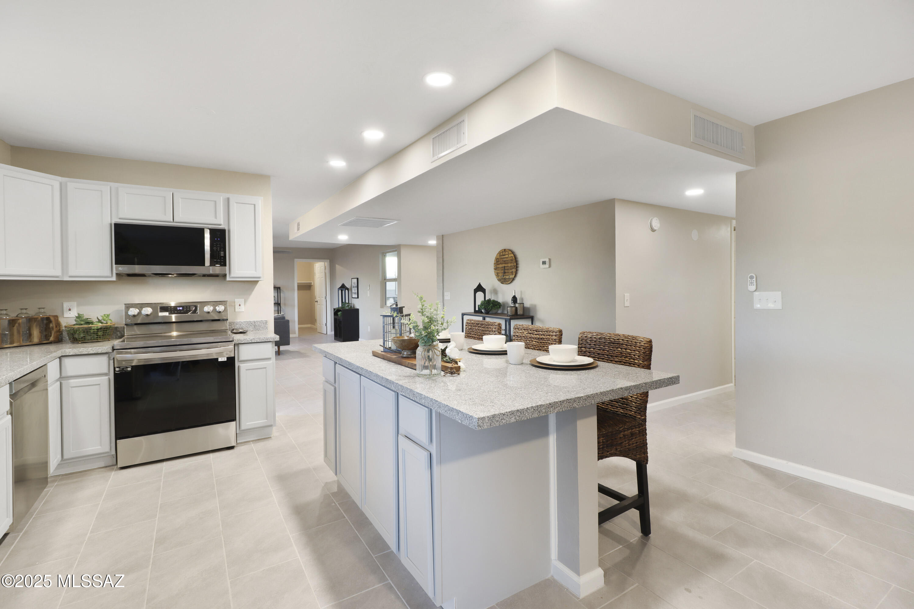 Broadway East (254-390) - Residential