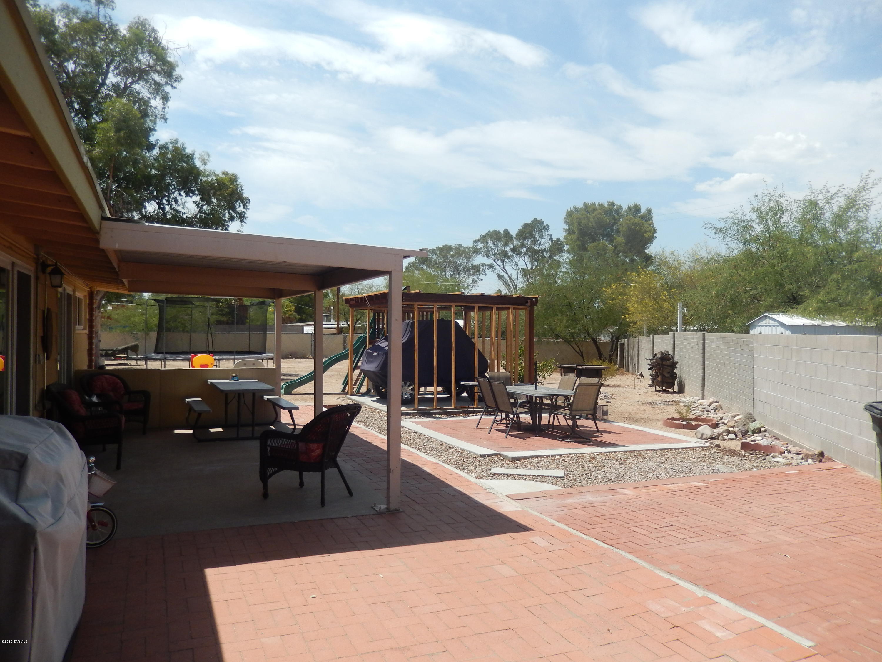 Kingston Knolls Terrace - Residential
