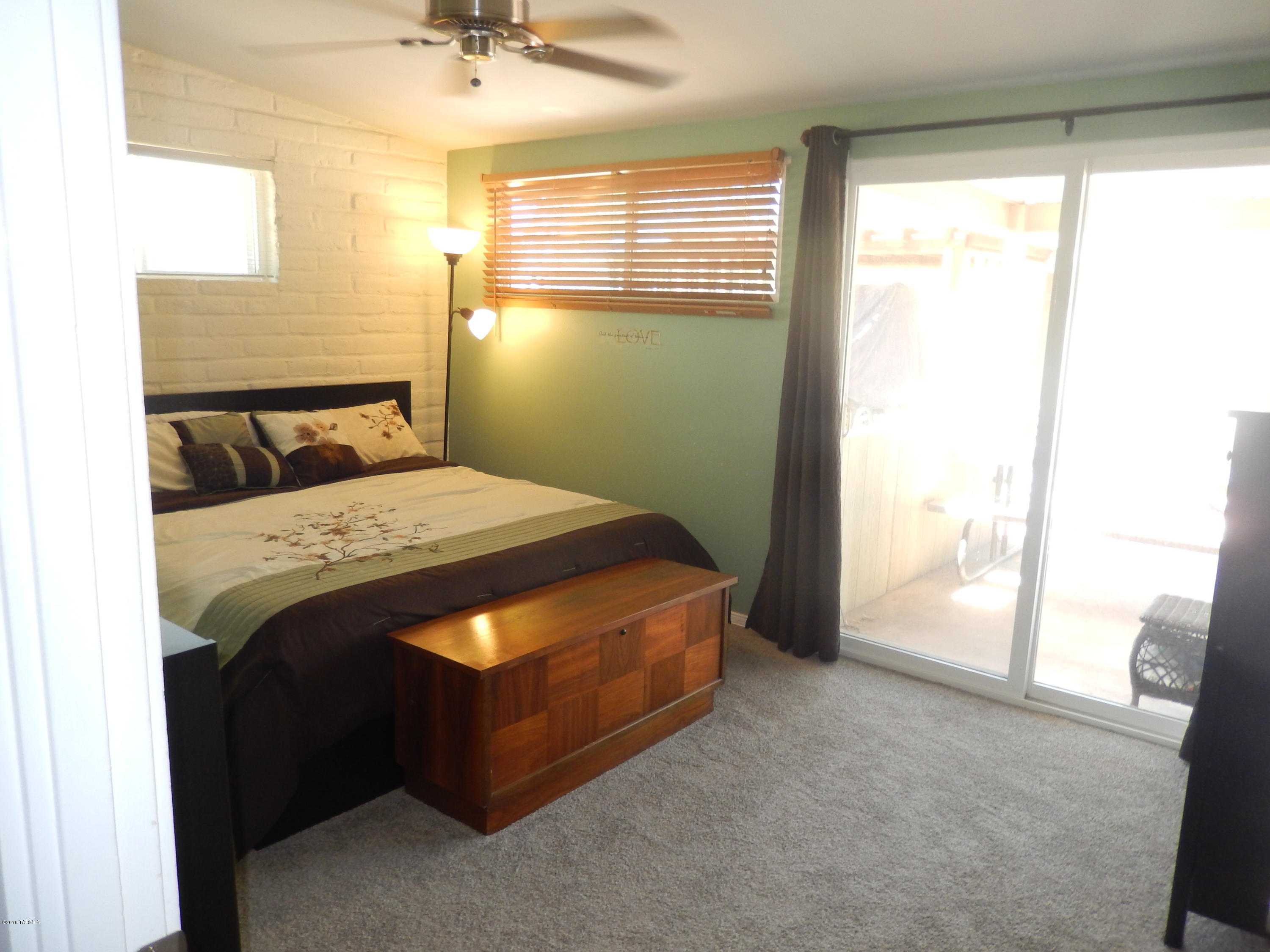 Kingston Knolls Terrace - Residential