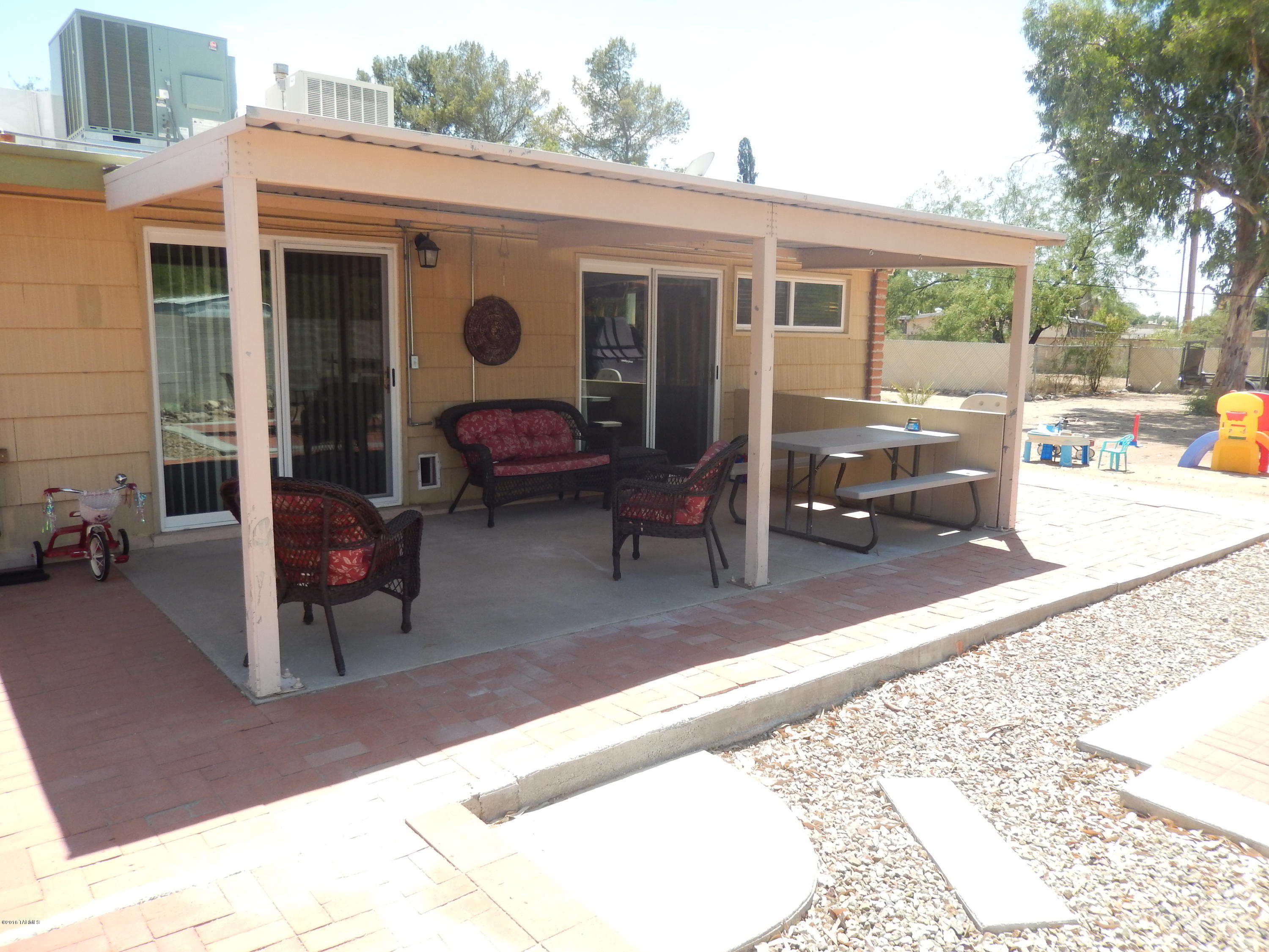 Kingston Knolls Terrace - Residential