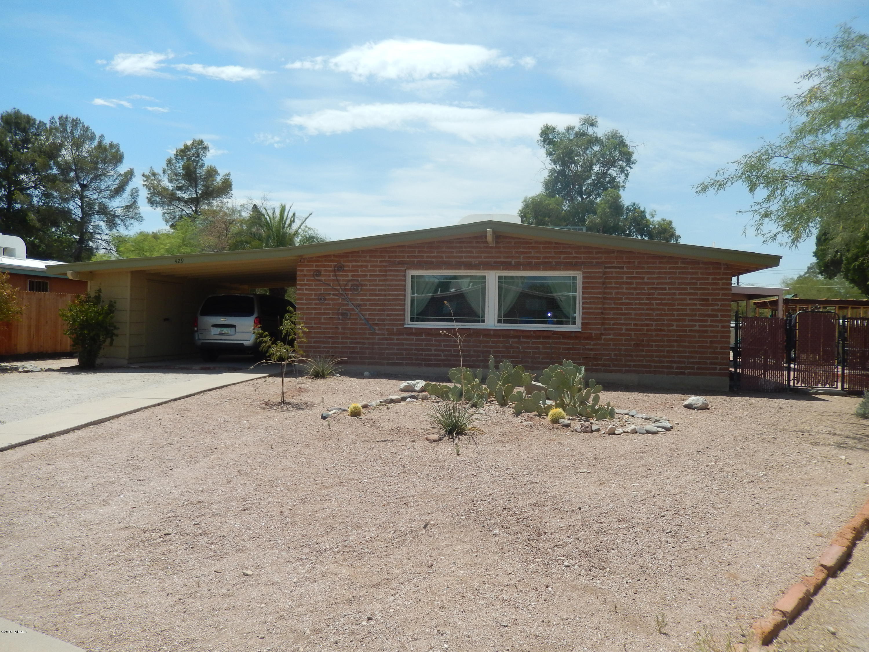 Kingston Knolls Terrace - Residential