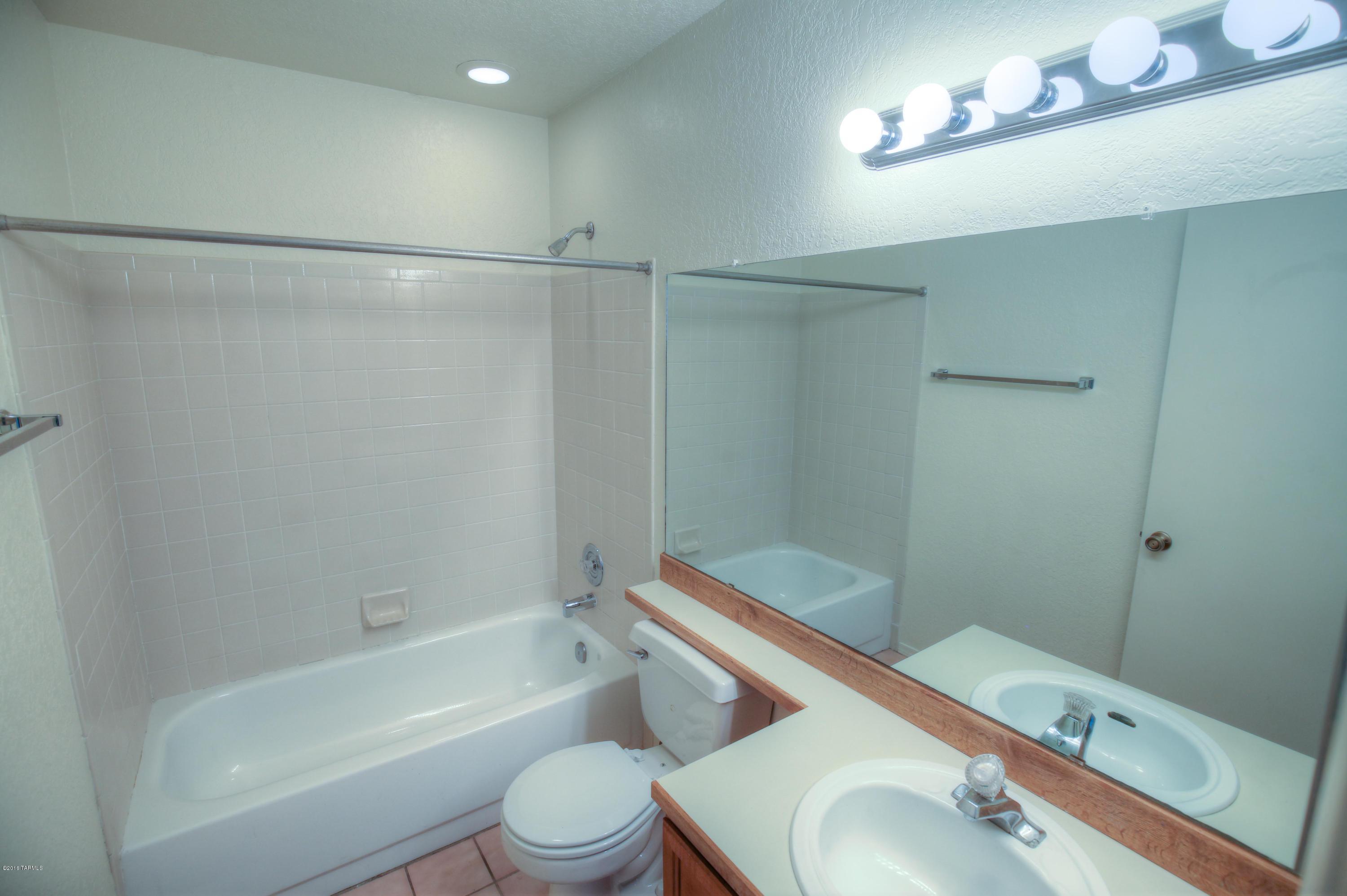 Country Highlands (1-180) - Residential Lease