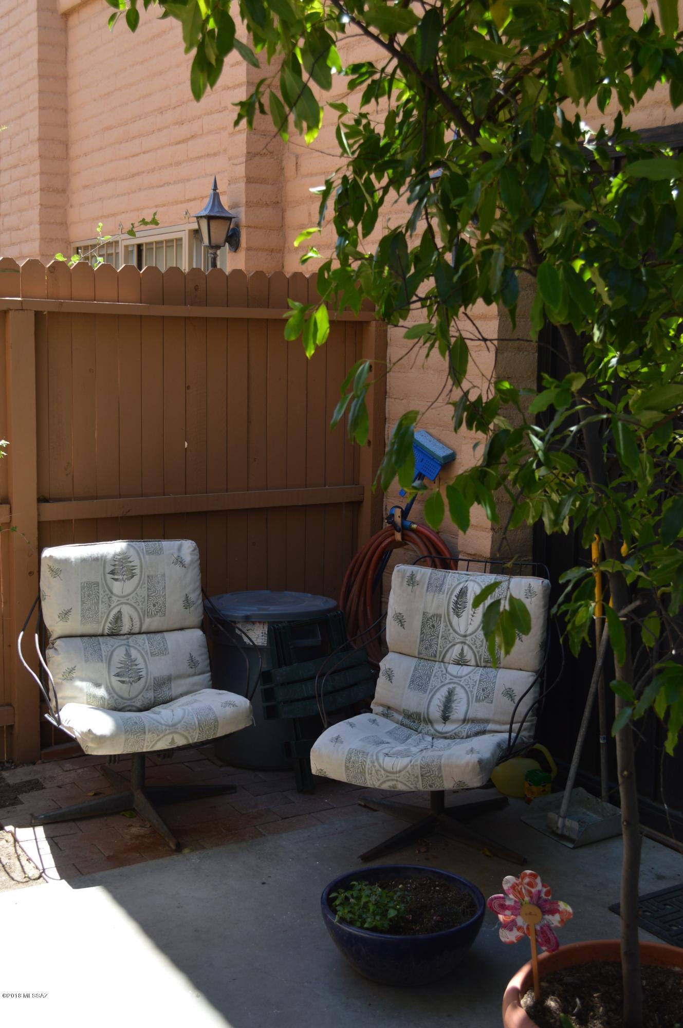 Tucson North Townhome Apts. - Residential
