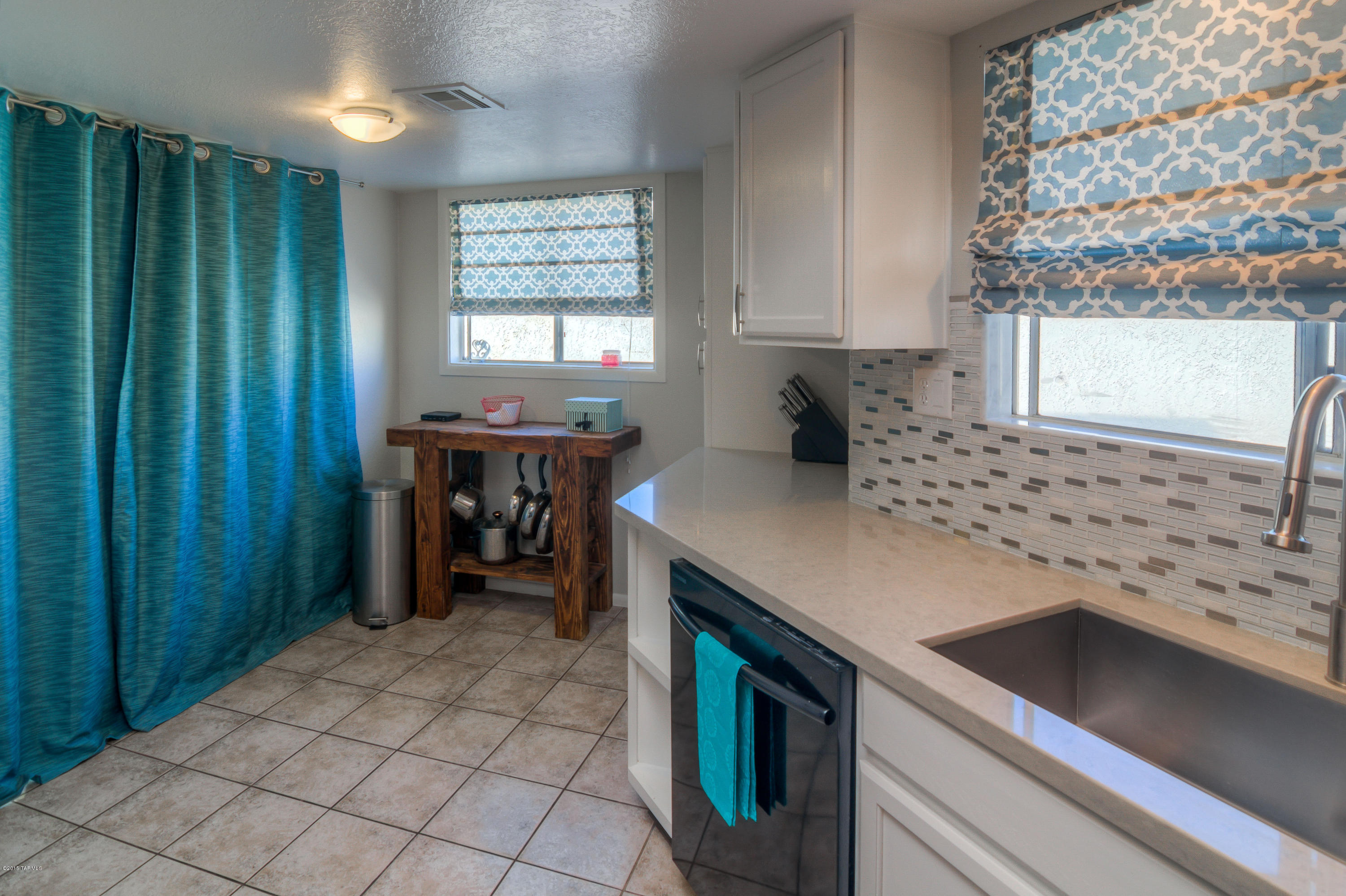 Tanque Verde Est Townhouses - Residential
