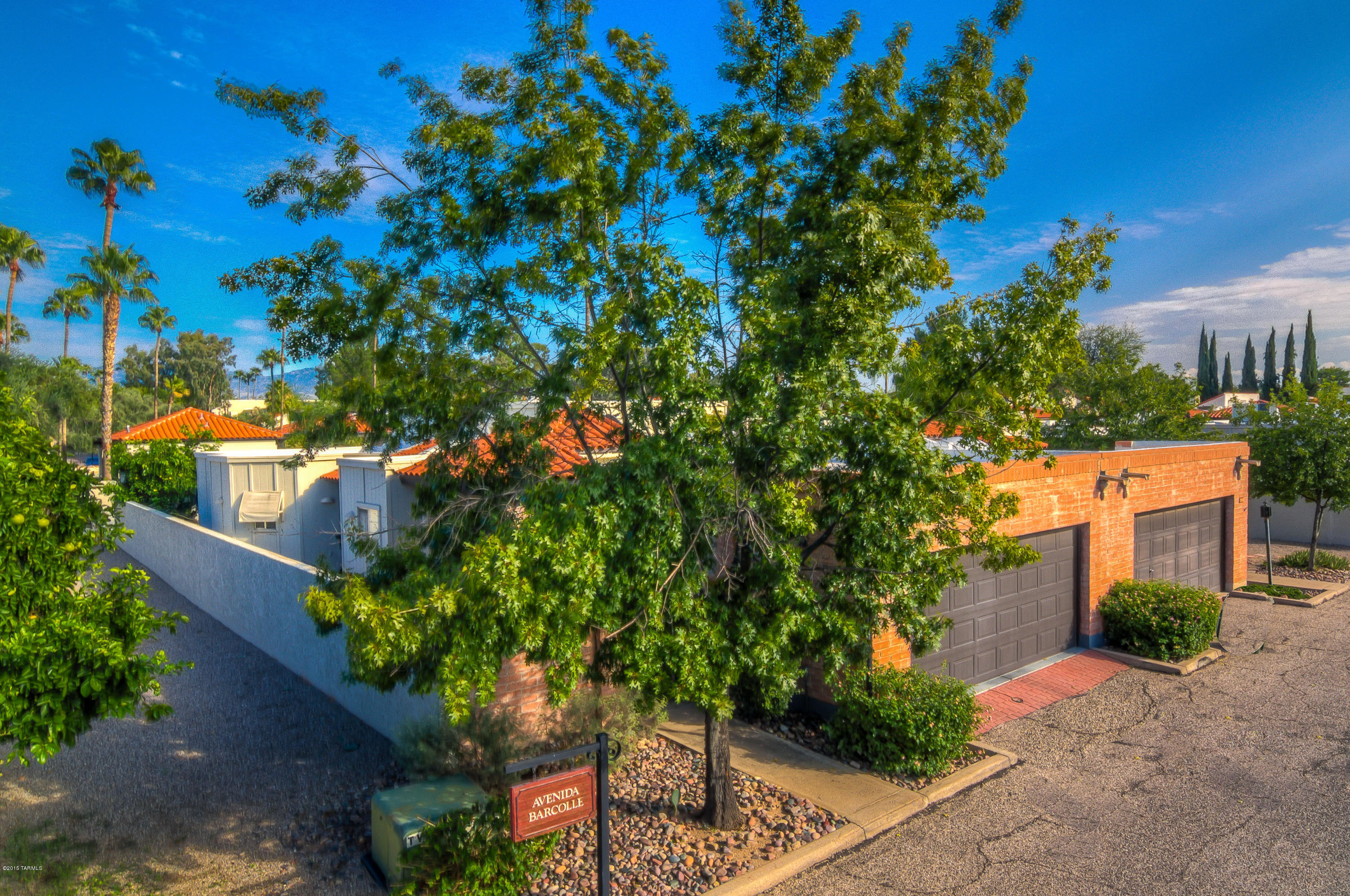 Tanque Verde Est Townhouses - Residential