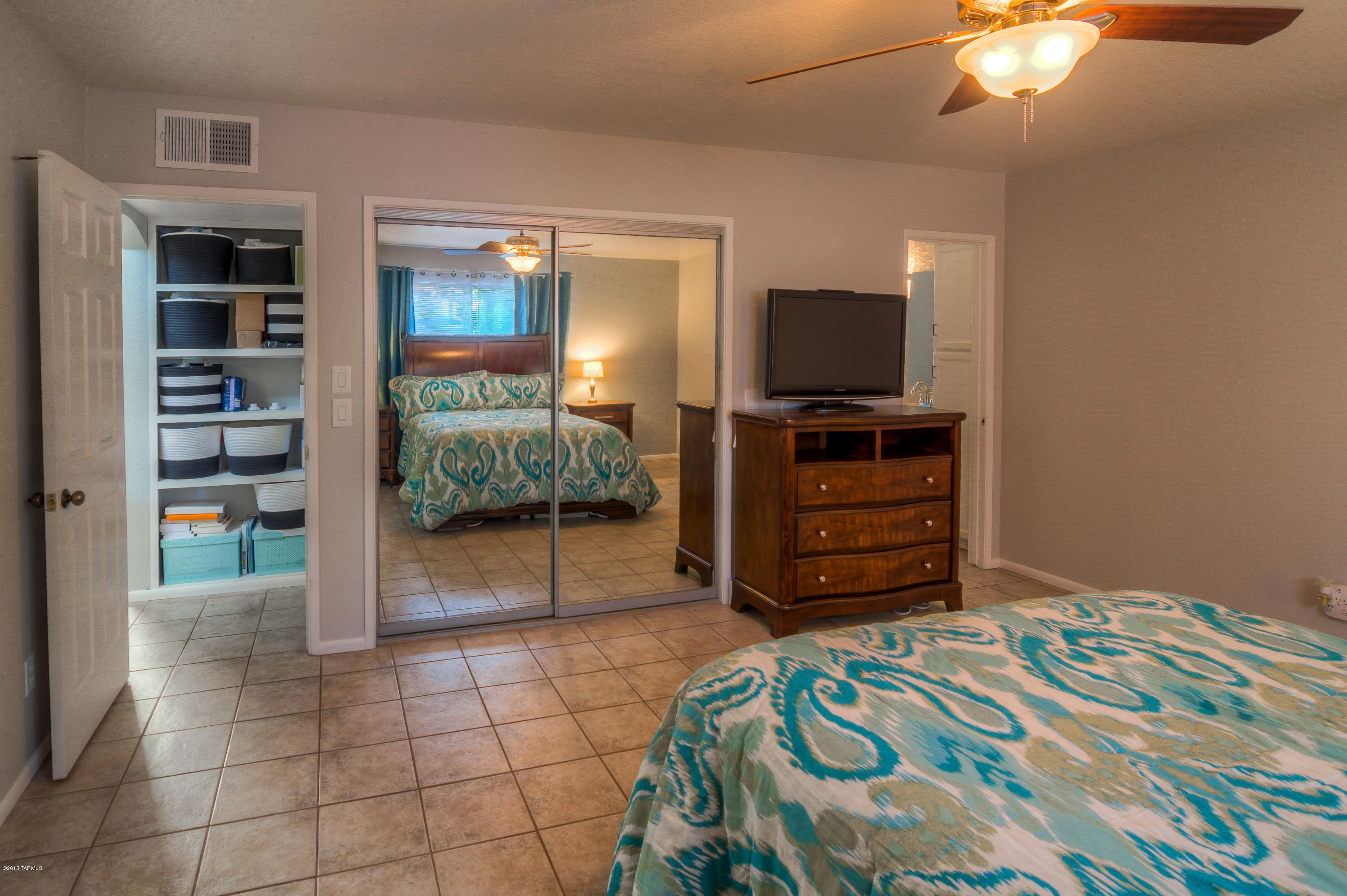 Tanque Verde Est Townhouses - Residential