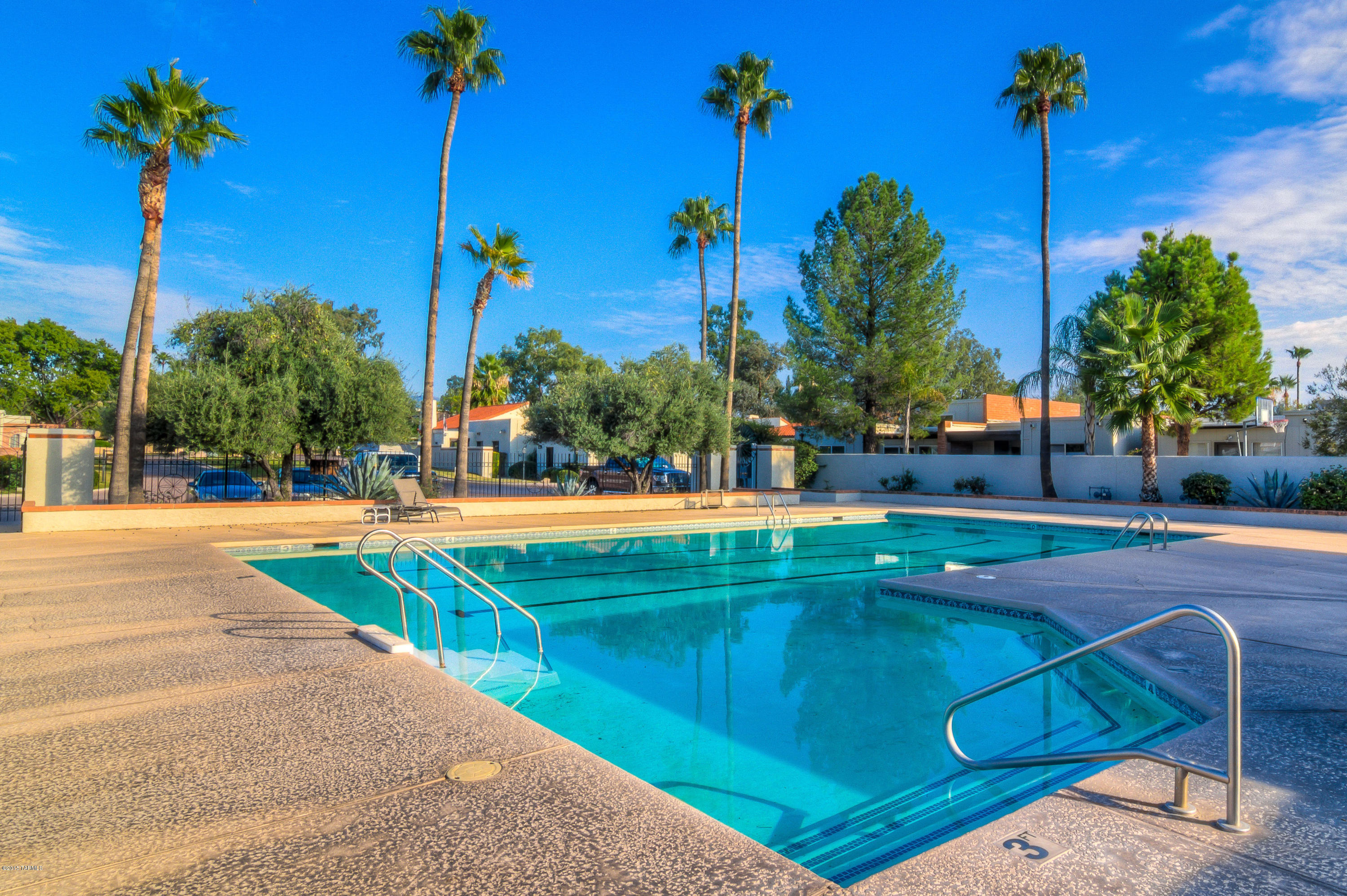 Tanque Verde Est Townhouses - Residential