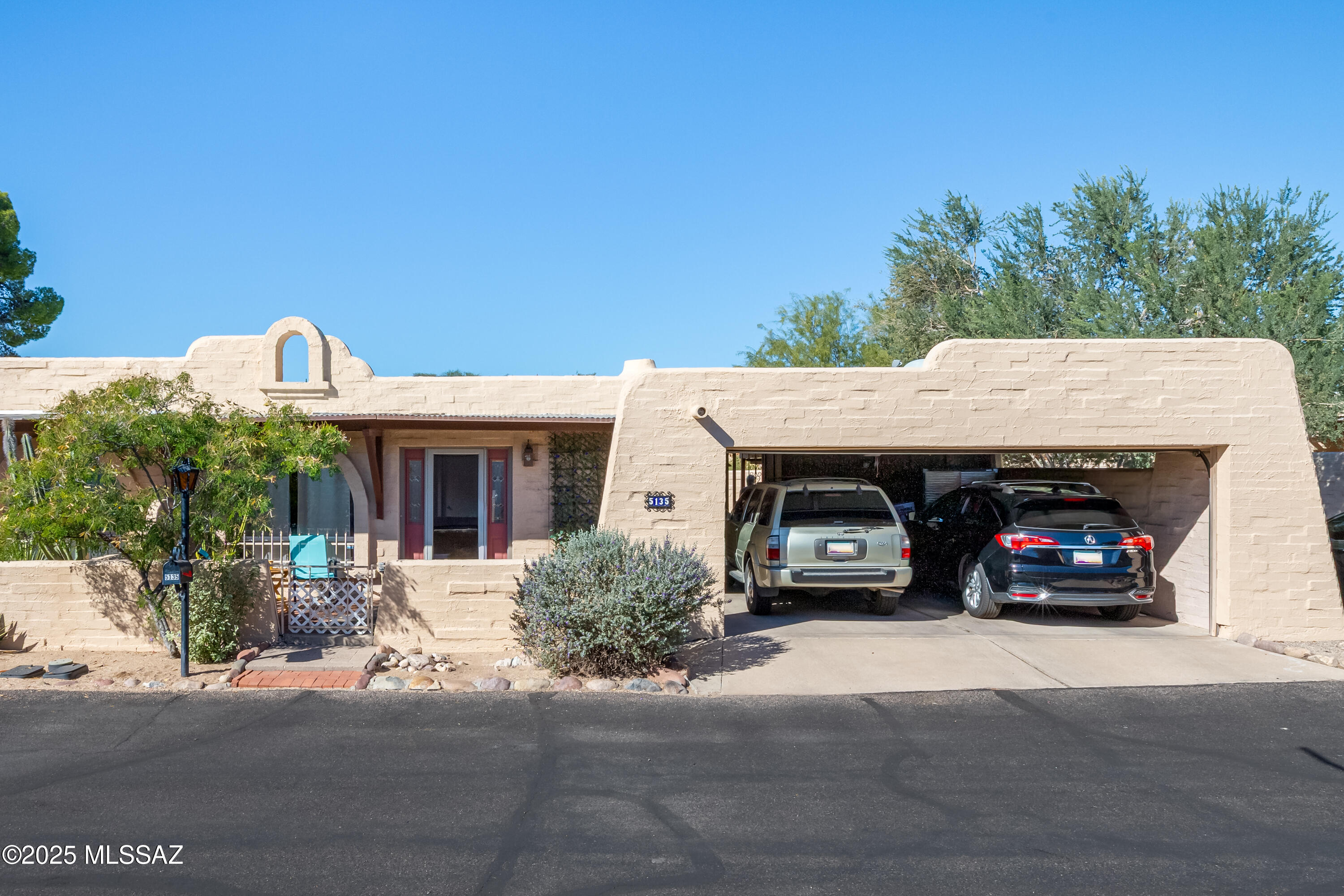 Pueblo Villas - Residential