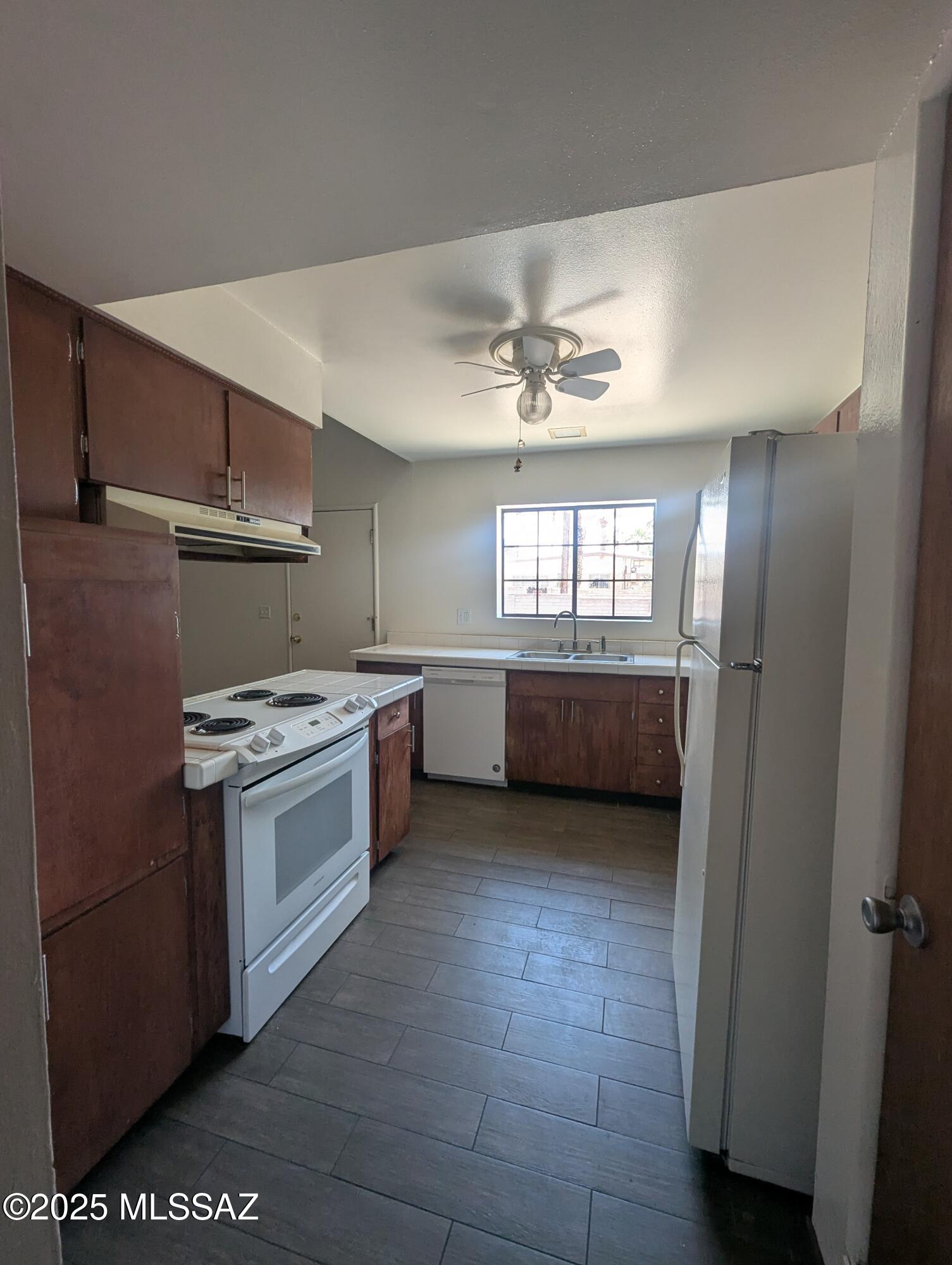 Centennial Park (1-160) - Residential