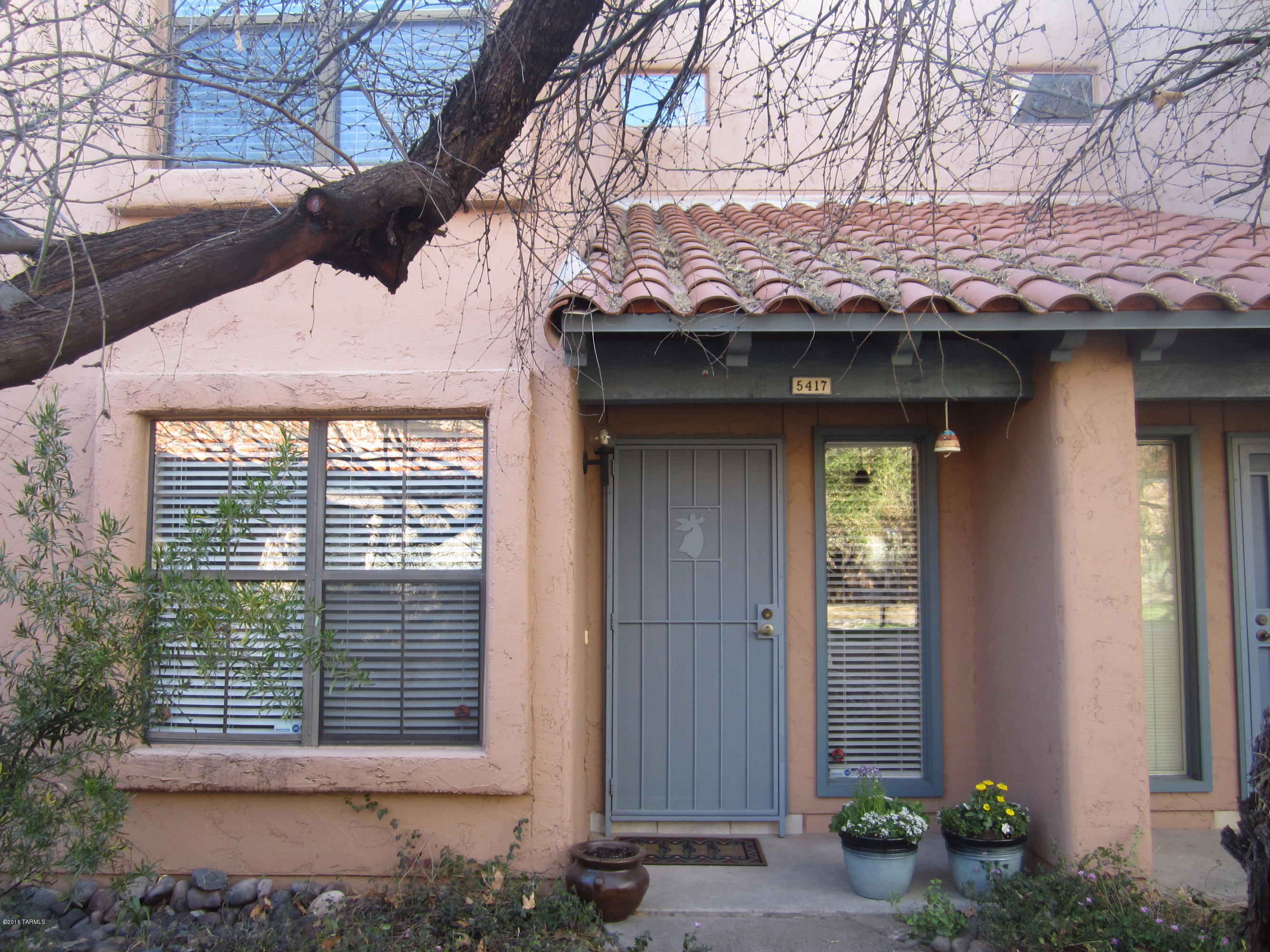 Remodeled with Gorgeous WOOD Ceiling that Bring Warmth and Beauty, Newly Painted, 2 Bedroom/2 Bath, and Loft (Perfect for Office or Sitting Room in Walking Distance To Sabino Canyon! Townhome is Spacious and Open, Split Floor Plan with Generous Size Room, and Backs-up to Natural Desert for Park like Setting for Privacy. All Appliances, and some items some items are Negotiable (Have a television on the wall and some decorations that may be used should a tenant want to use)  A lease can go as long as December 31, 2016 as they return for the Winter. District 16 schools. HOA includes water, exercise facility, tennis courts, pool and spa. OWNERS MANAGE ALL THEIR PROPERTY AND AGENT IS MERELY ASSISTING THEM TO MARKET THEIR PROPERTY.