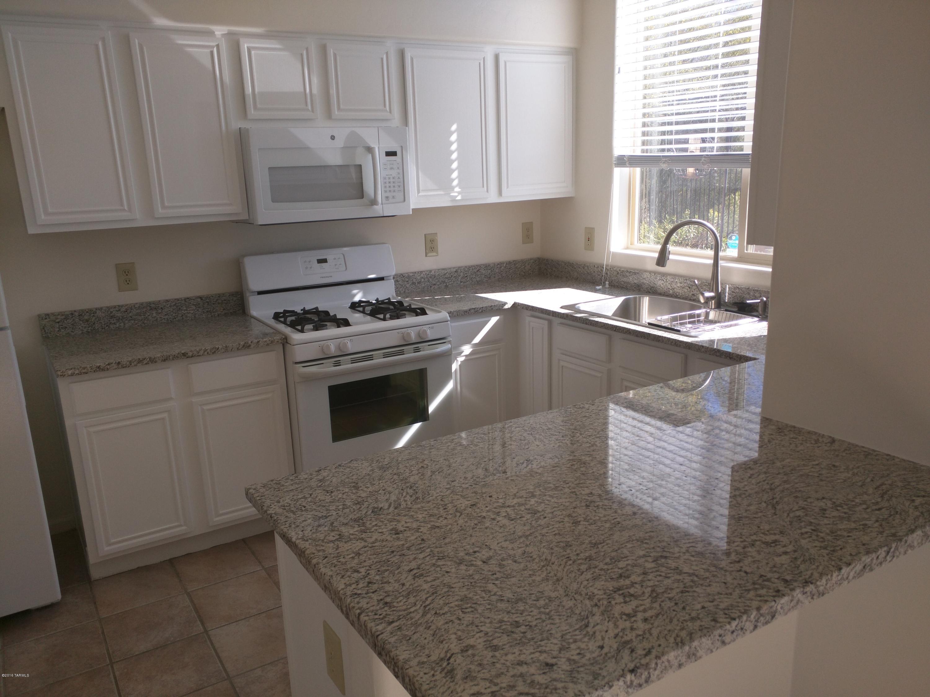 Rancho Lomas (1-81) - Residential