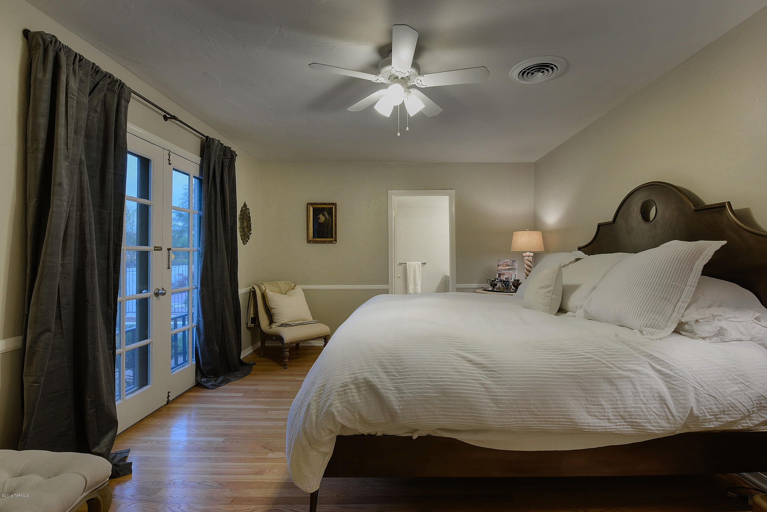 El Encanto Apartments - Residential