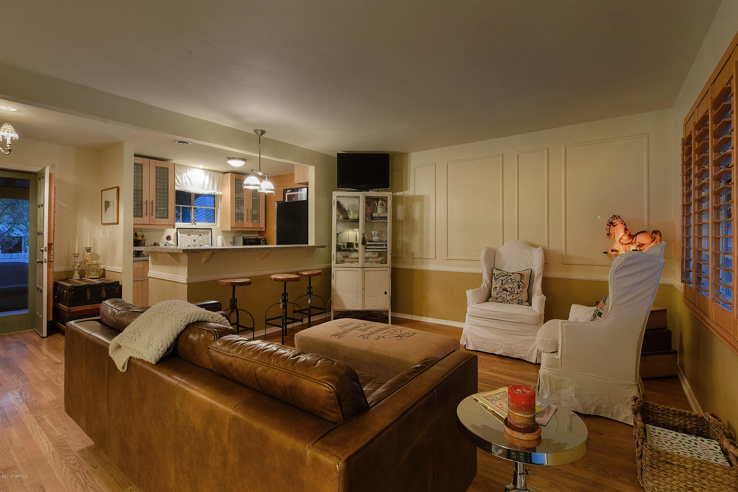 El Encanto Apartments - Residential