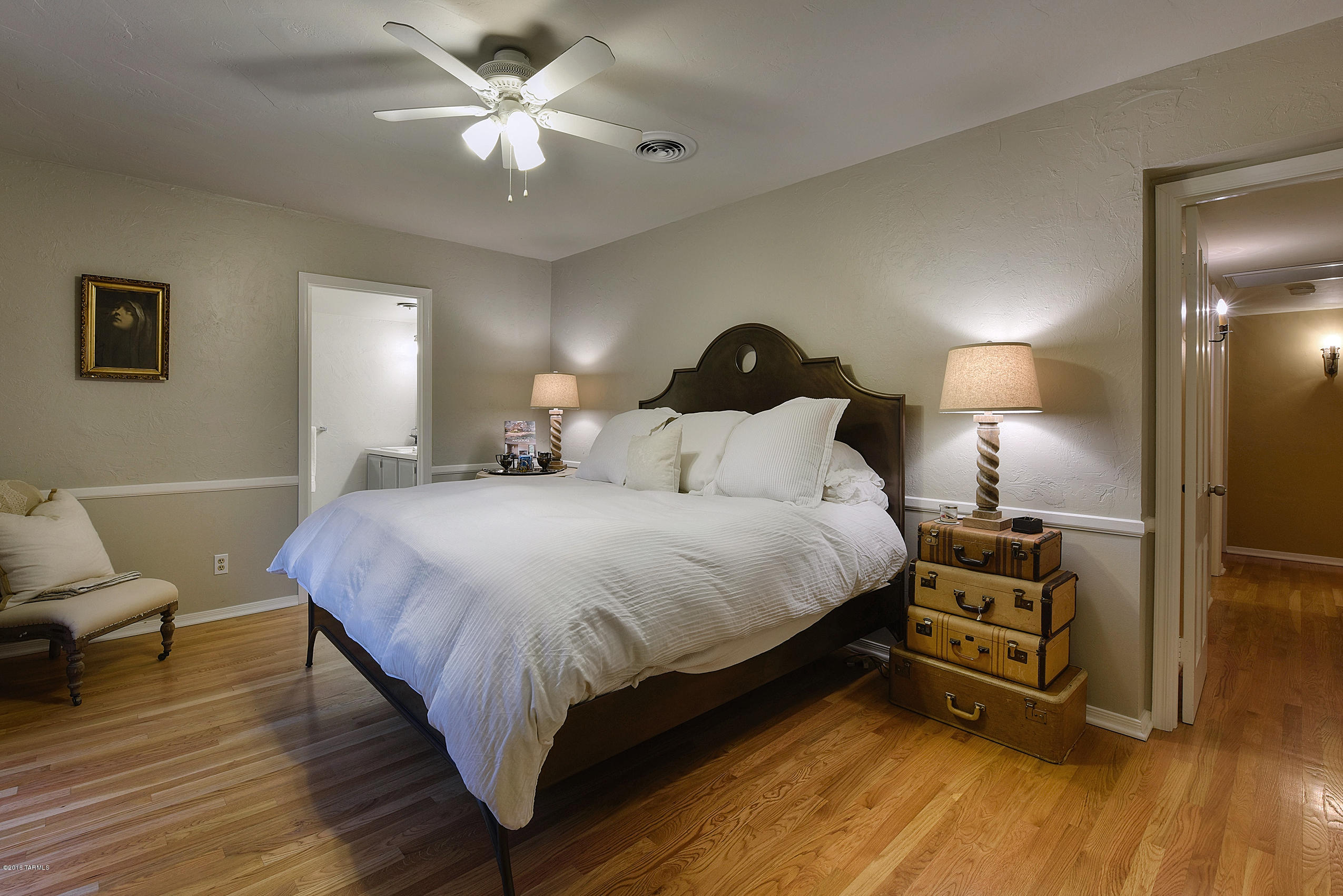 El Encanto Apartments - Residential