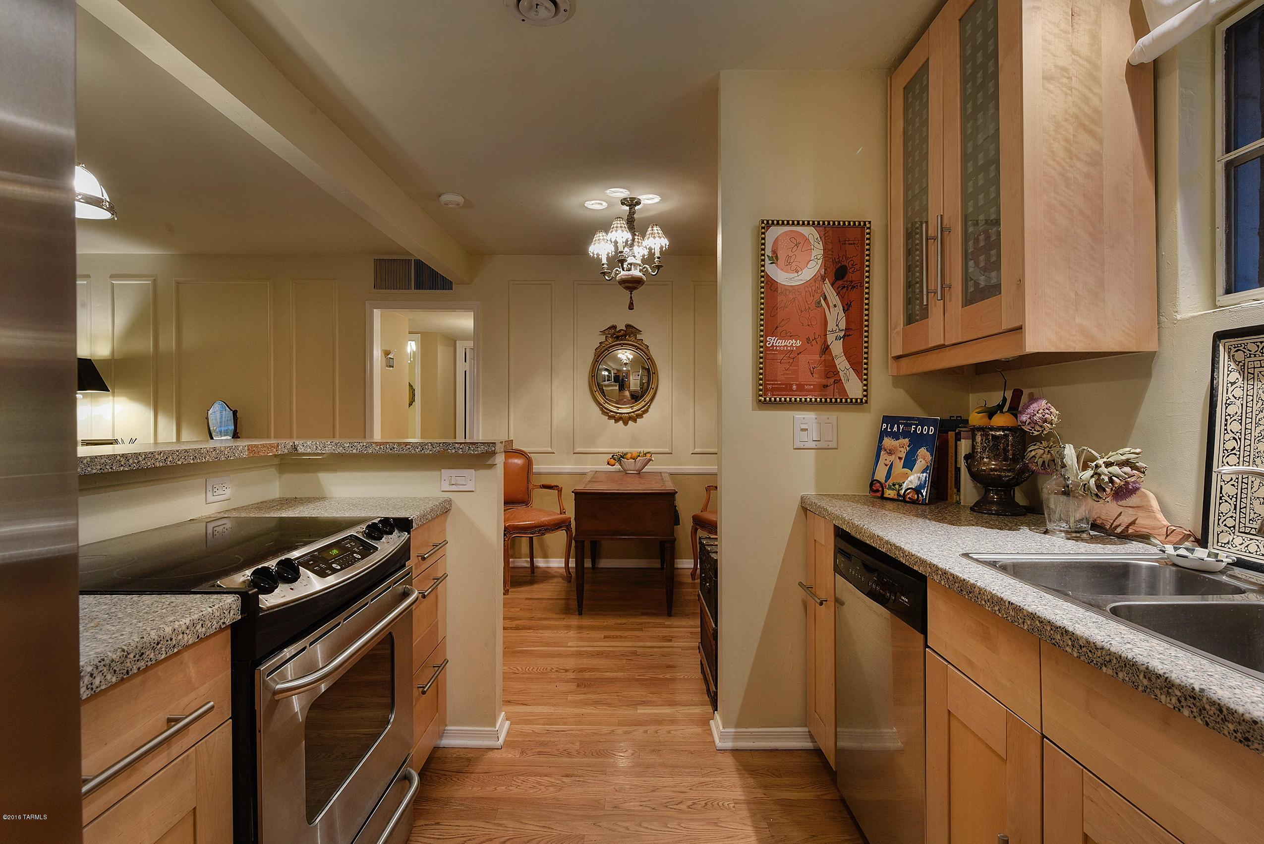 El Encanto Apartments - Residential