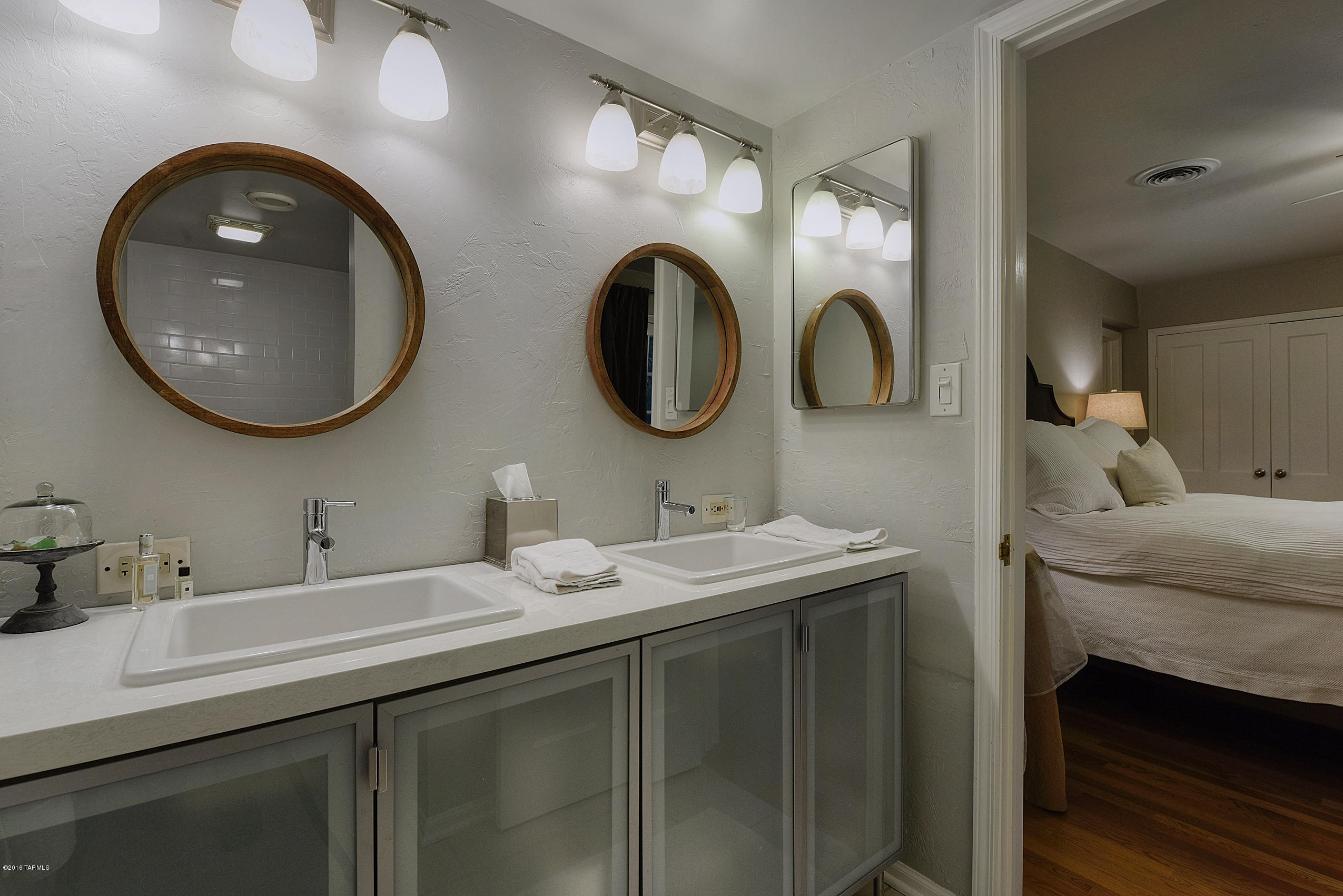 El Encanto Apartments - Residential