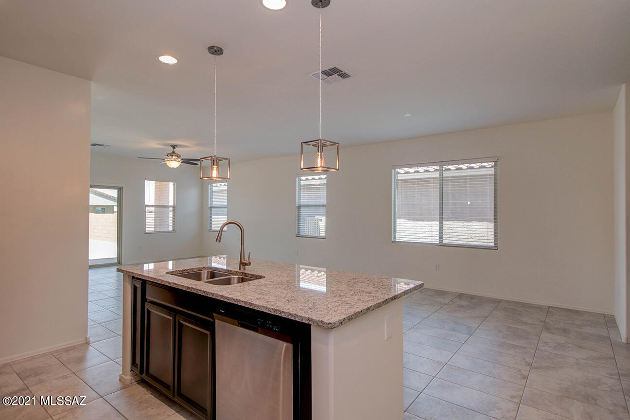 La Estancia De Tucson (1-330) - Residential