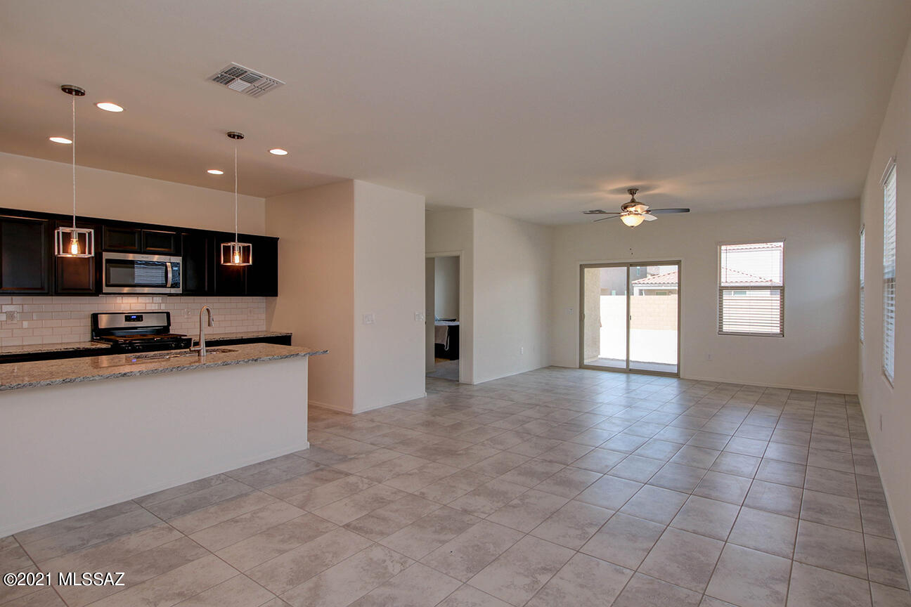 La Estancia De Tucson (1-330) - Residential