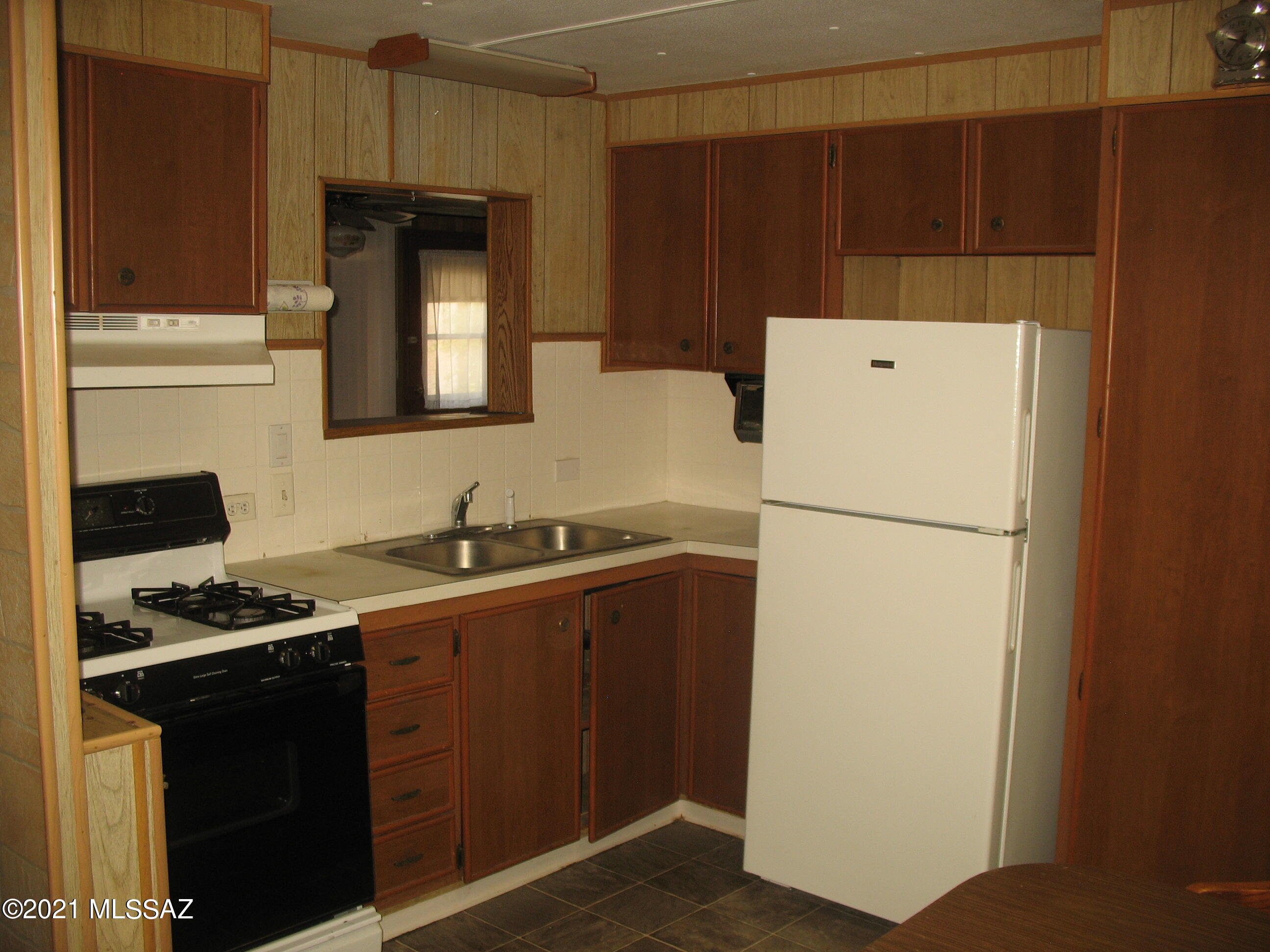 Tucson Estates (403-758) - Residential