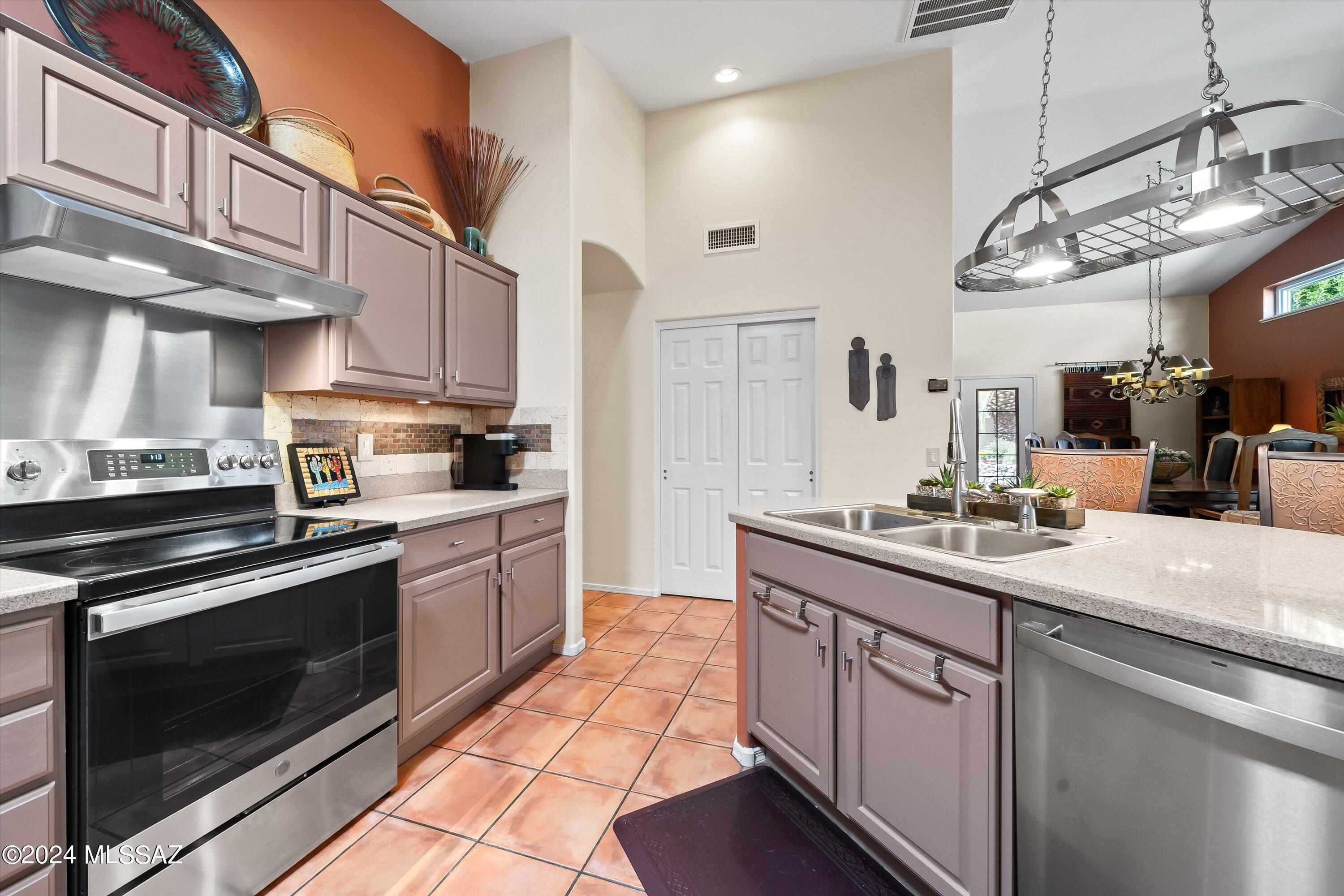 Saddlebrooke - Residential