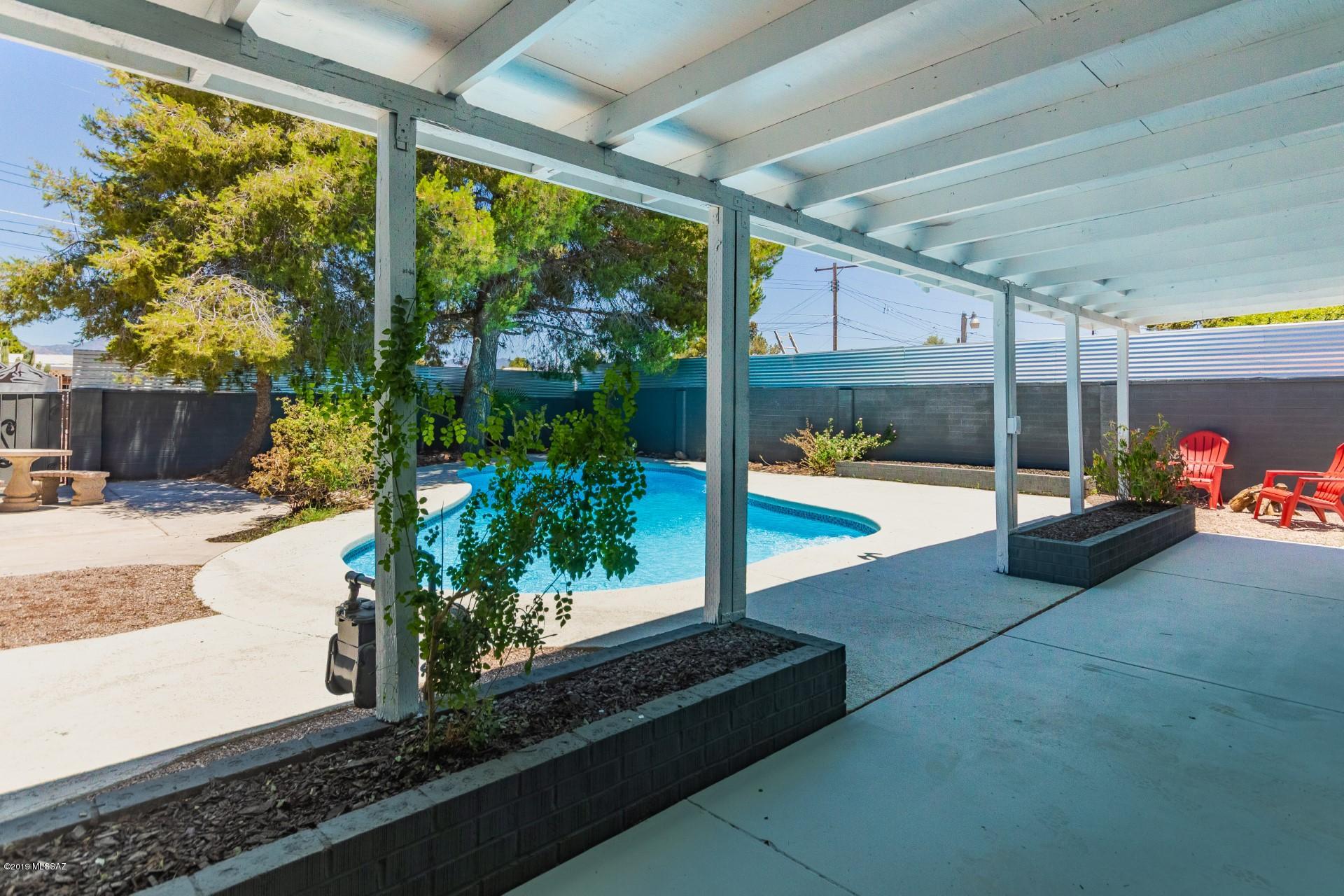 Craycroft Terrace - Residential