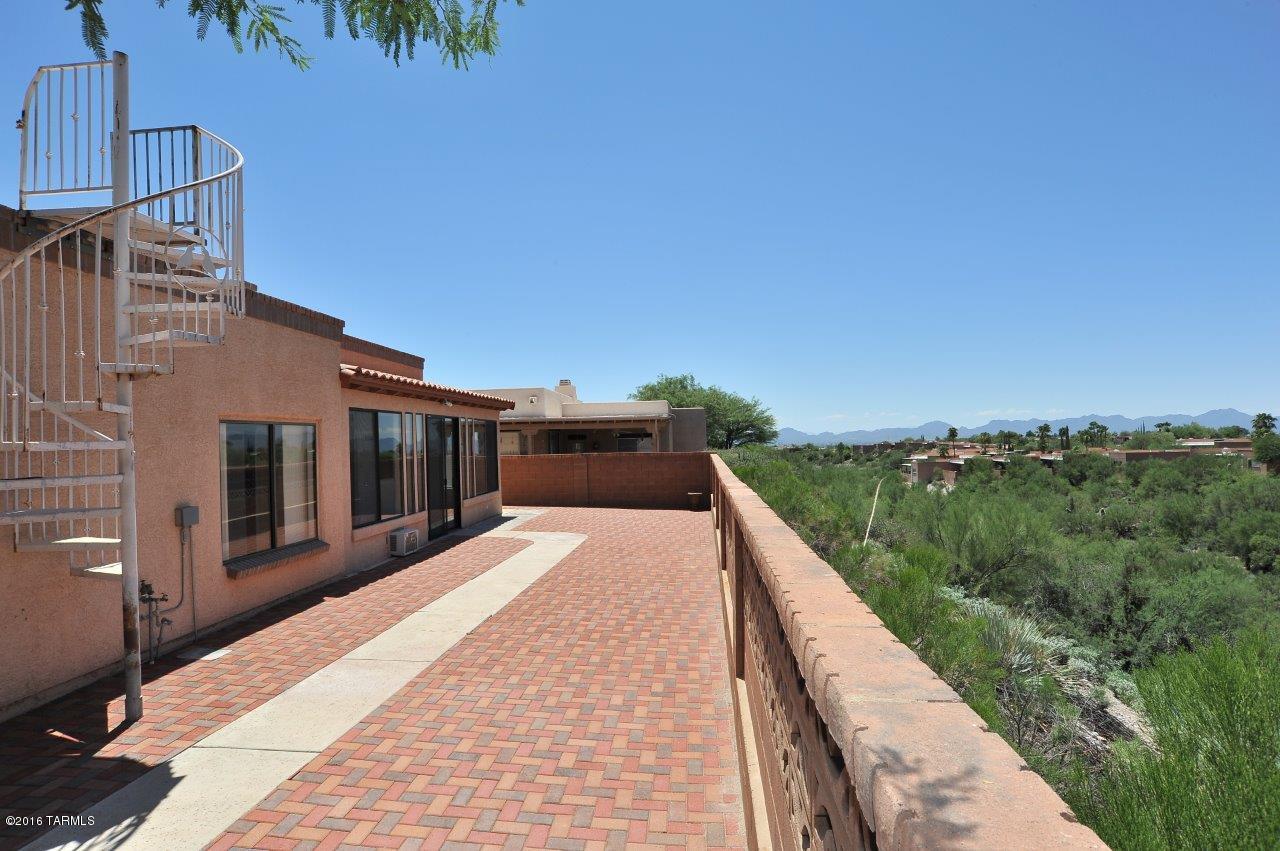 Promontory (1-42) - Residential