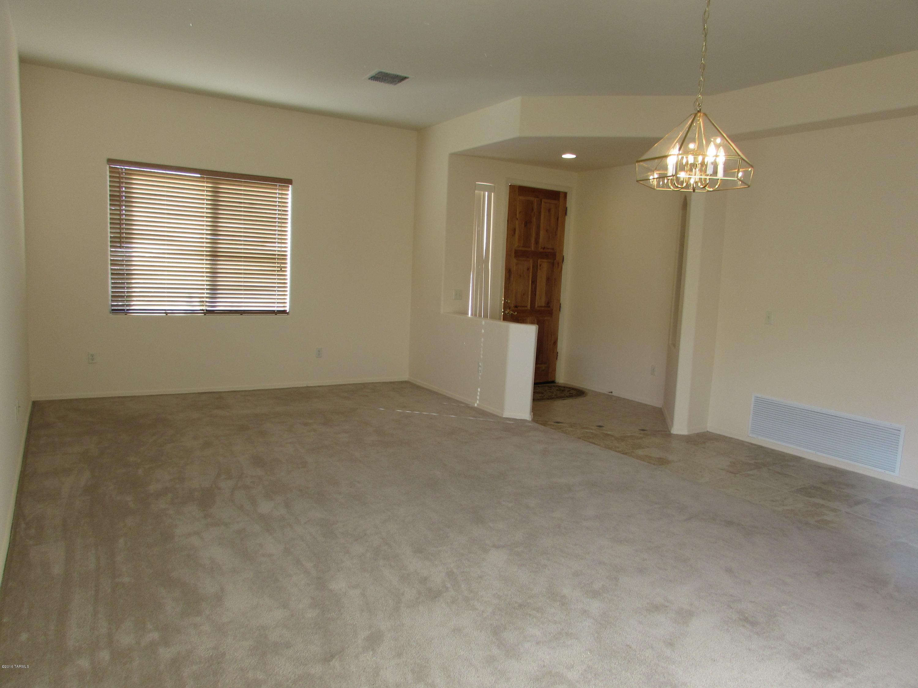 HIGH PLAINS RANCH - Residential