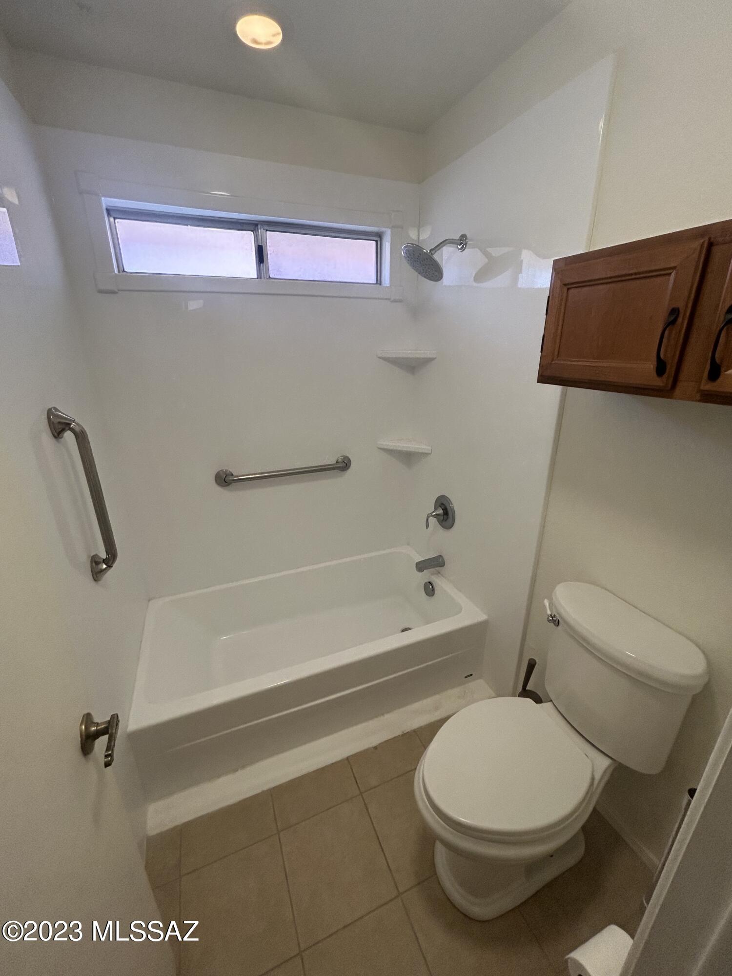 Country Highlands (1-180) - Residential Lease