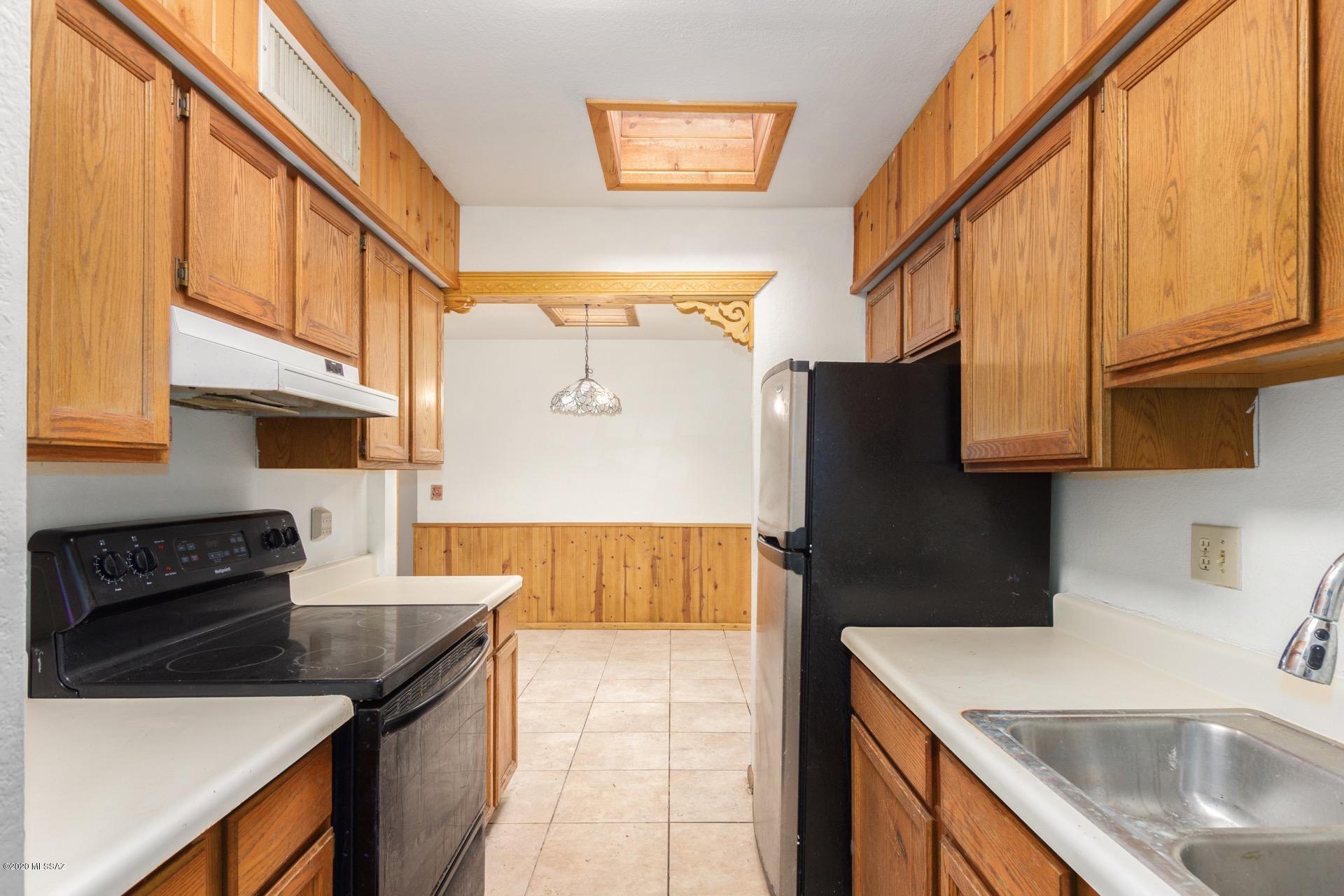 Vista Del Oro Townhouses (1-33) - Residential
