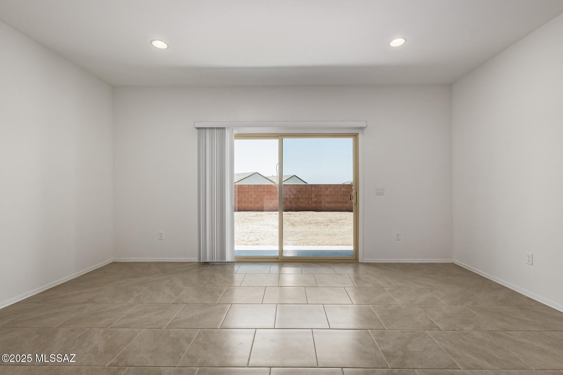 Saguaro Bloom SQ20180540069 - Residential