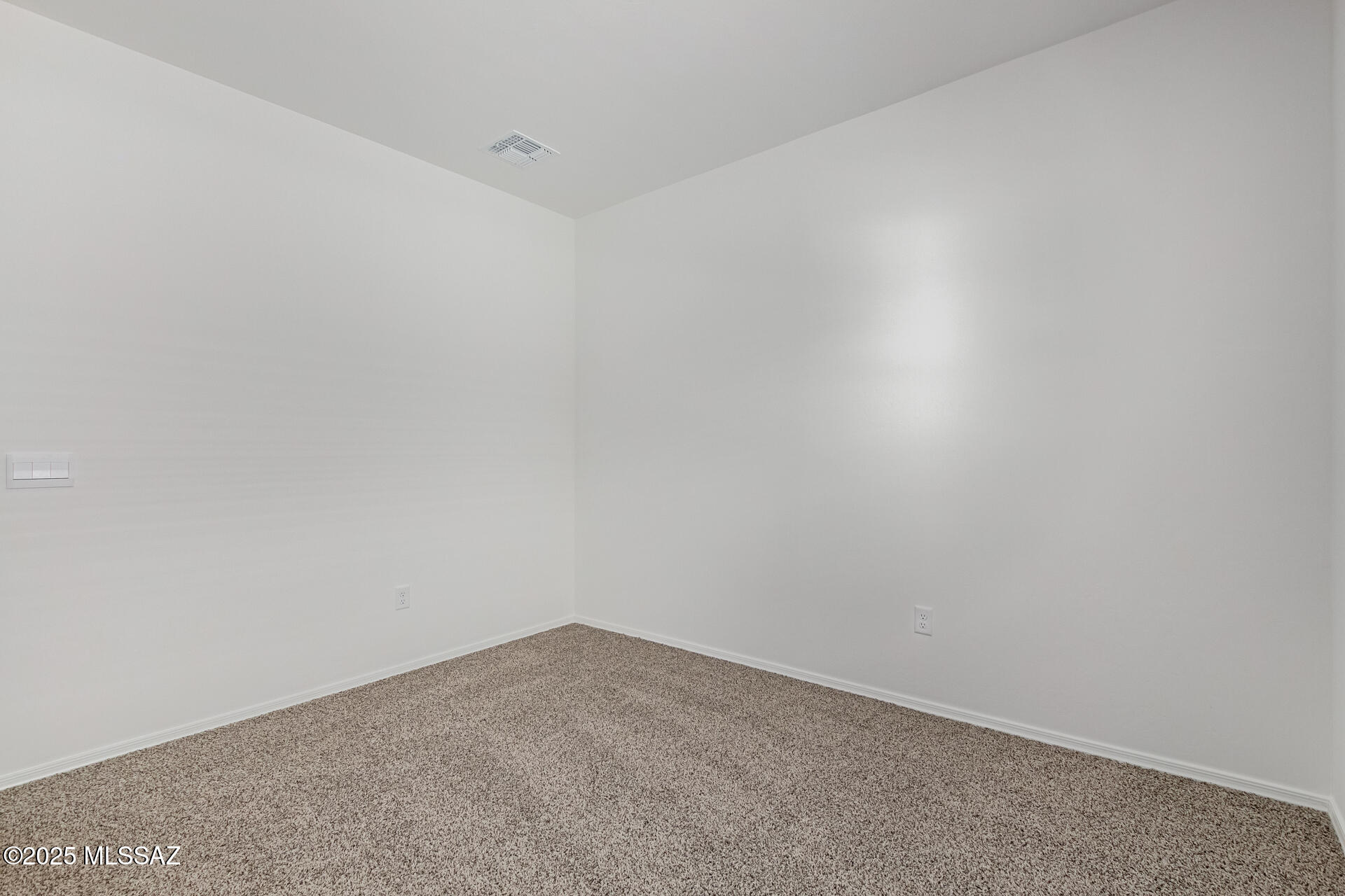 Saguaro Bloom SQ20180540069 - Residential