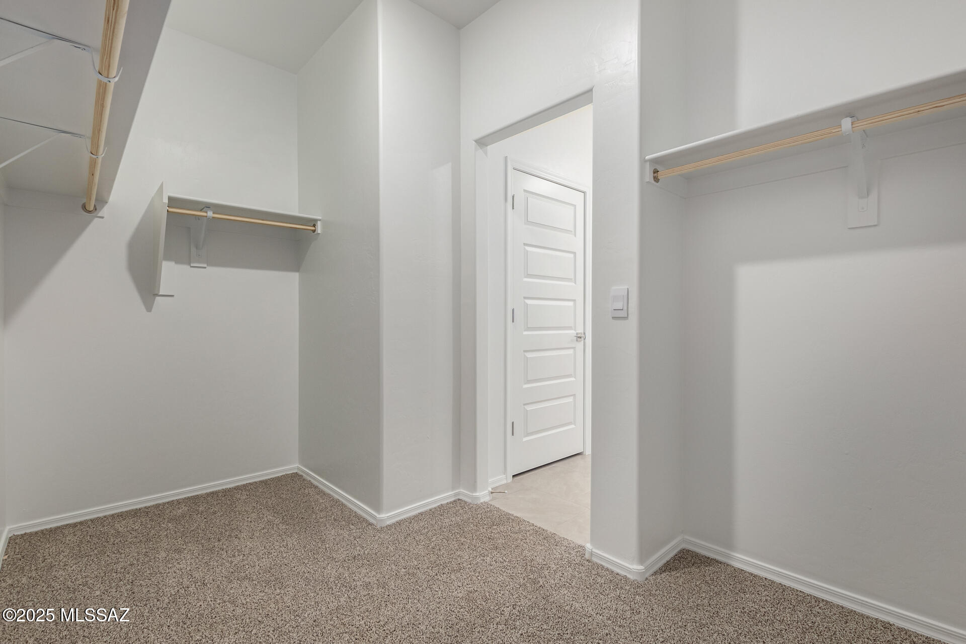 Saguaro Bloom SQ20180540069 - Residential