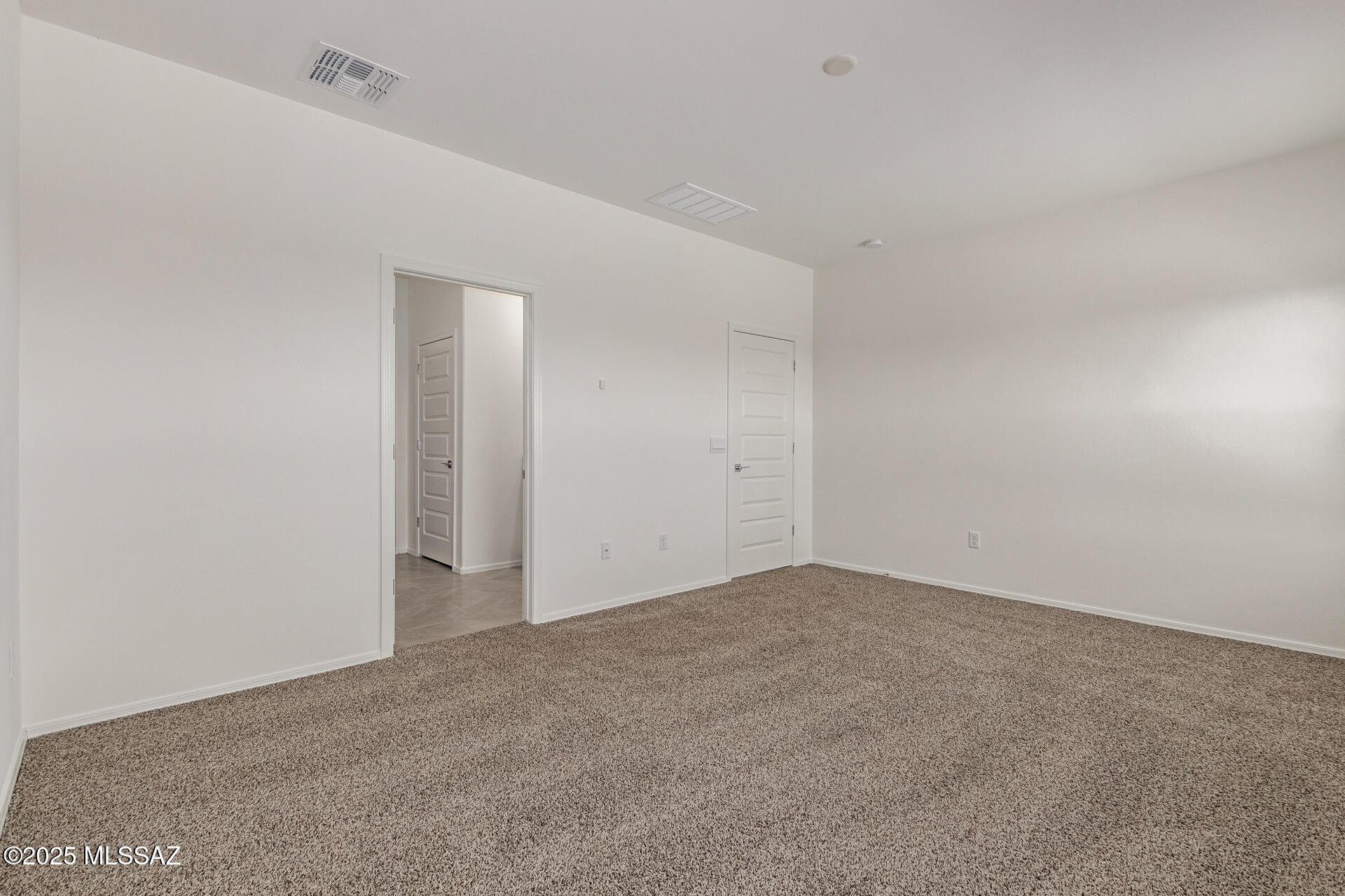 Saguaro Bloom SQ20180540069 - Residential